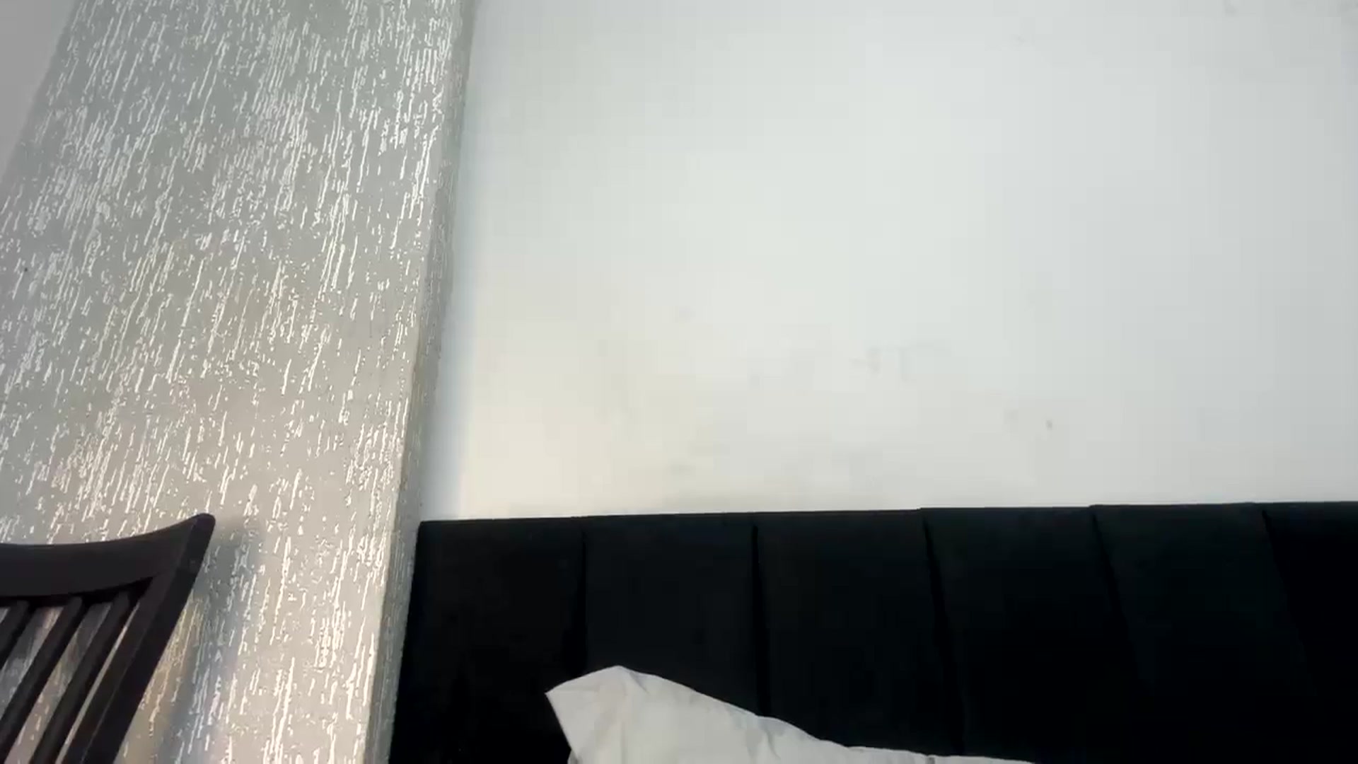 Gallery image thumbnail from cateyes1's myfreecams stream on, 02/27/2024, 01:32 image 5 of 20