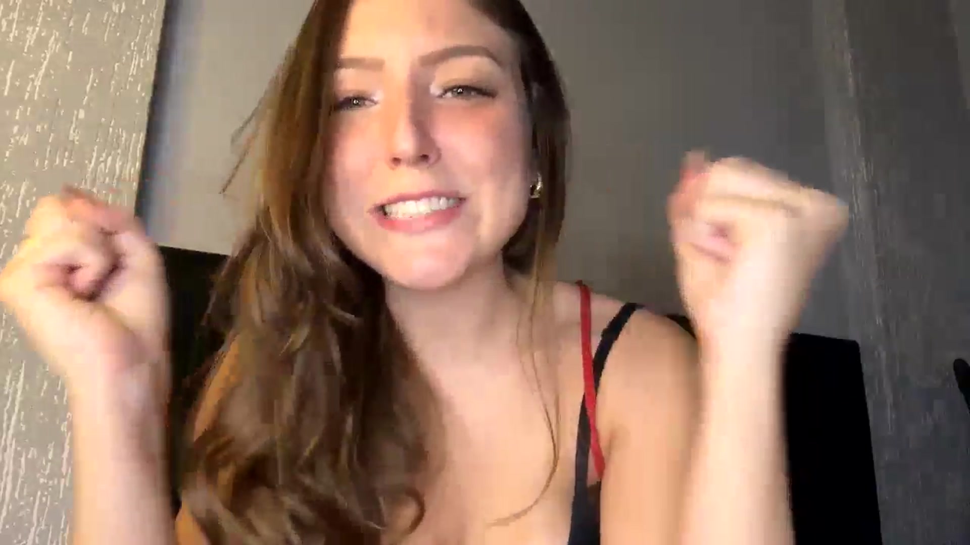 Gallery image thumbnail from cateyes1's myfreecams stream on, 05/09/2024, 24:42 image 3 of 20
