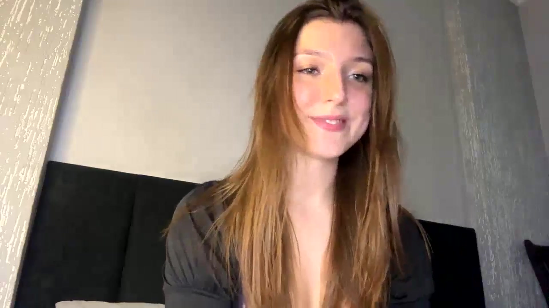 Gallery image thumbnail from cateyes1's myfreecams stream on, 05/22/2024, 23:37 image 12 of 20