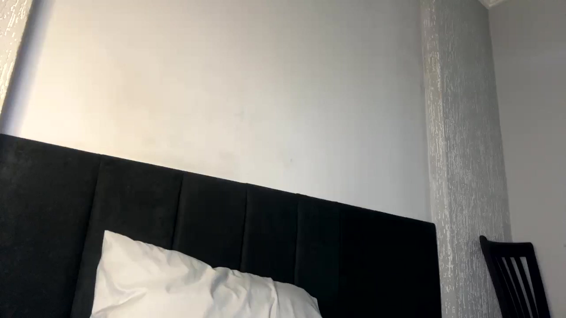 Gallery image thumbnail from cateyes1's myfreecams stream on, 05/23/2024, 01:02 image 12 of 20