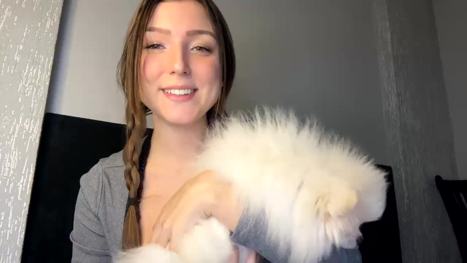 Gallery image thumbnail from cateyes1's myfreecams stream on, 05/29/2024, 24:07 image 13 of 20