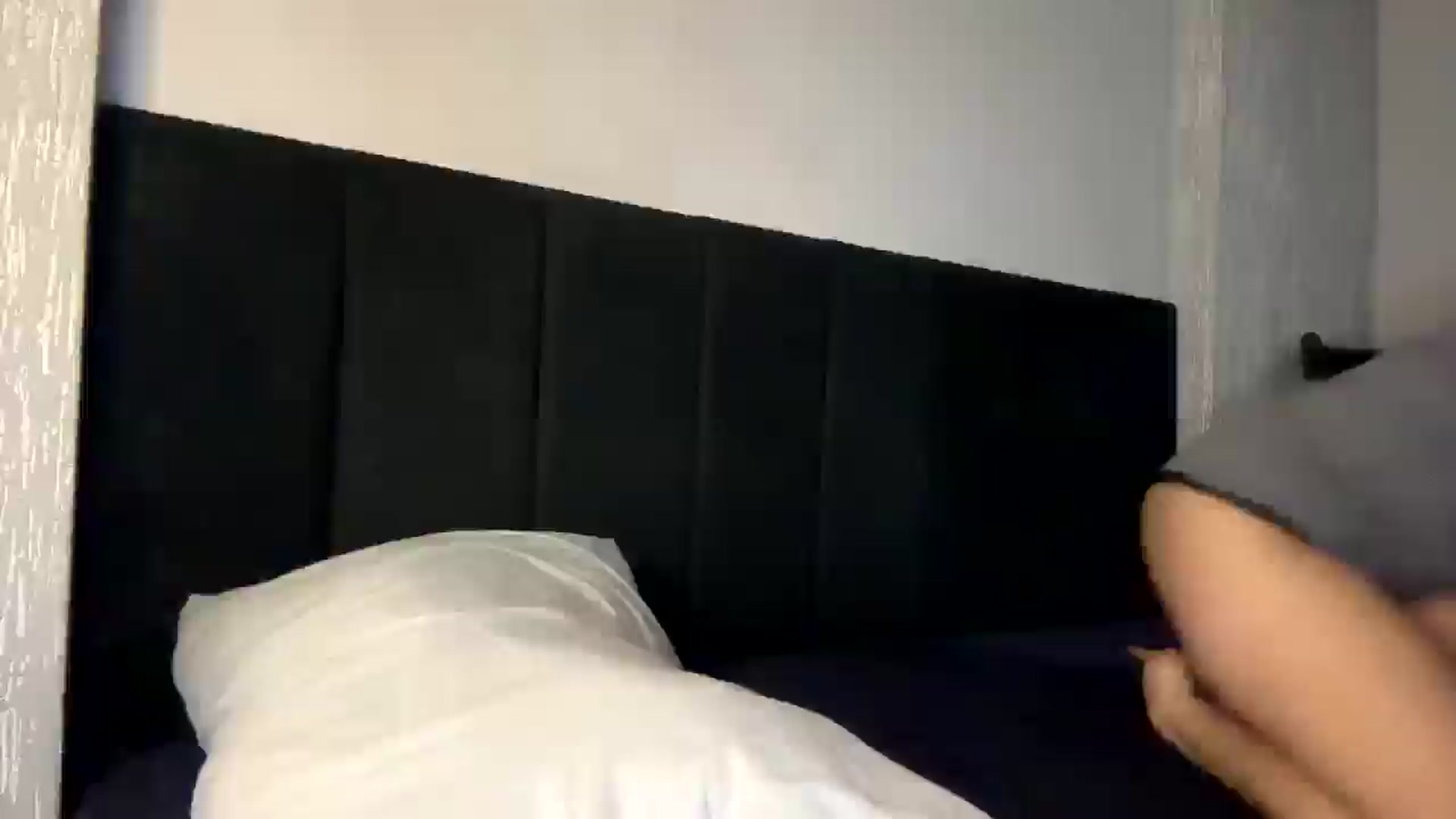 Gallery image thumbnail from cateyes1's myfreecams stream on, 05/29/2024, 01:08 image 5 of 20