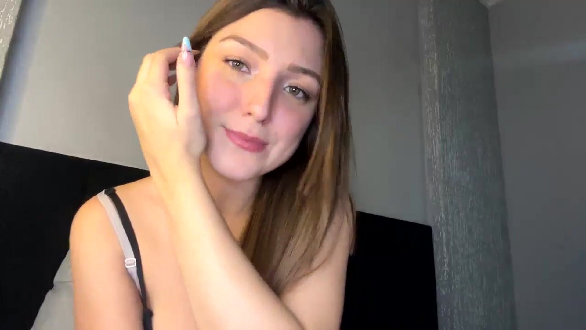 Gallery image thumbnail from cateyes1's myfreecams stream on, 06/01/2024, 24:48 image 5 of 20