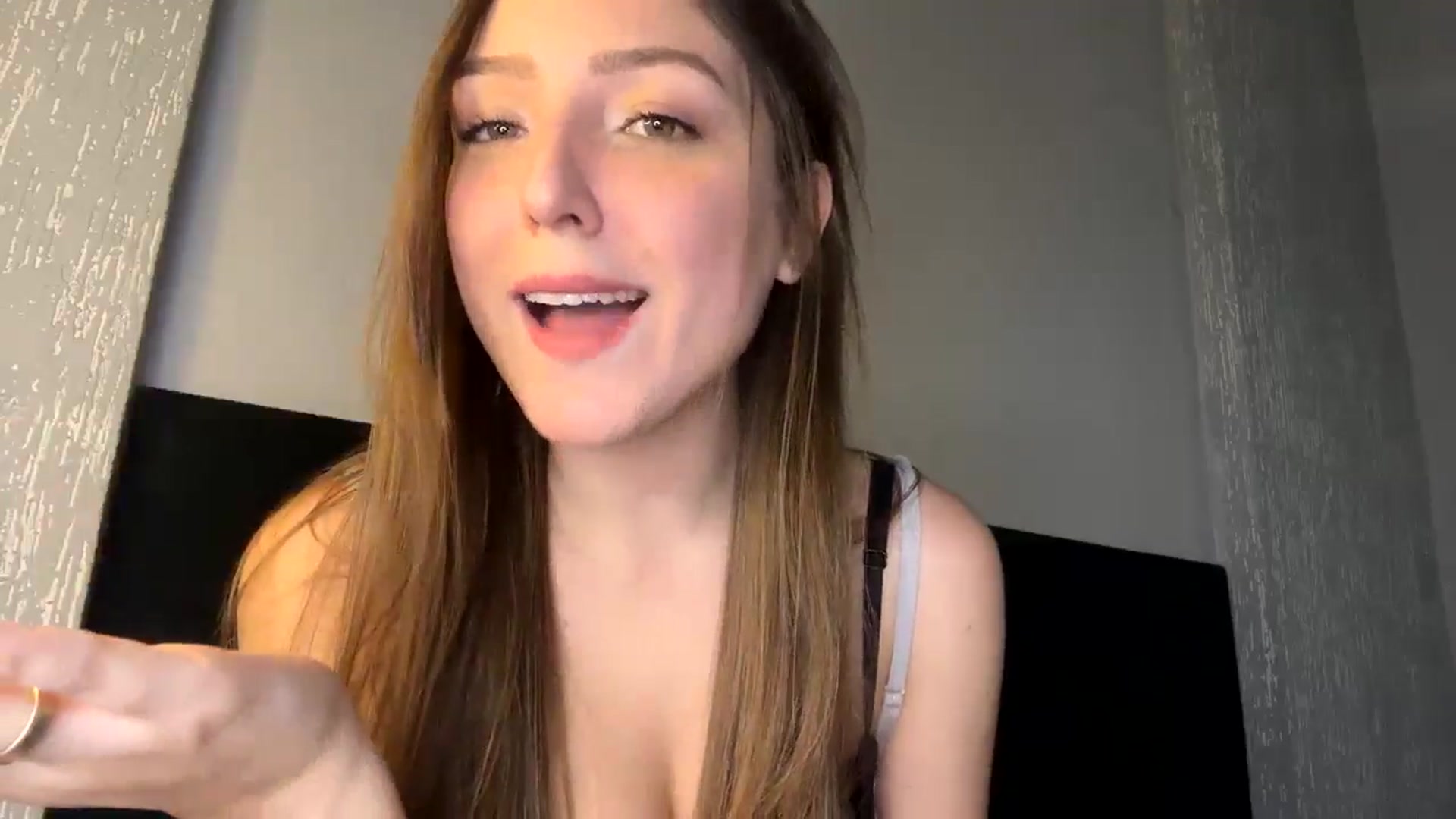 Gallery image thumbnail from cateyes1's myfreecams stream on, 06/01/2024, 01:20 image 2 of 20