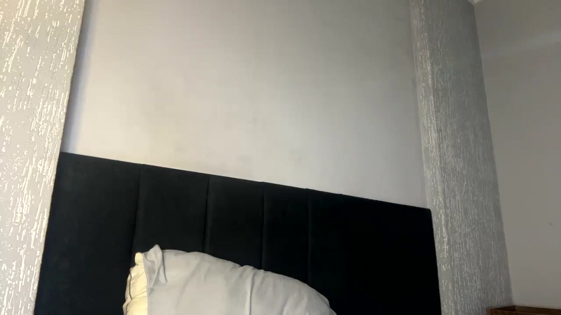 Gallery image thumbnail from cateyes1's myfreecams stream on, 06/06/2024, 22:47 image 15 of 20