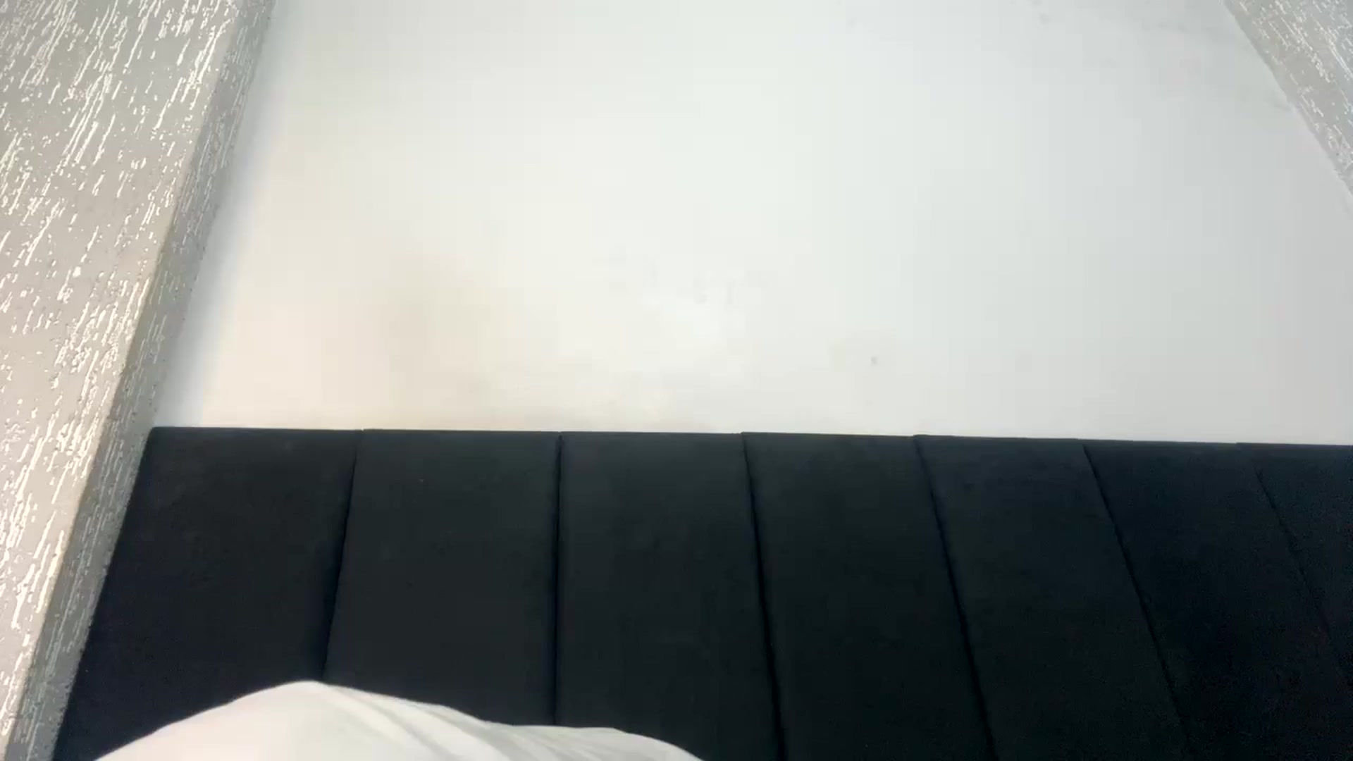 Gallery image thumbnail from cateyes1's myfreecams stream on, 06/09/2024, 02:35 image 1 of 20