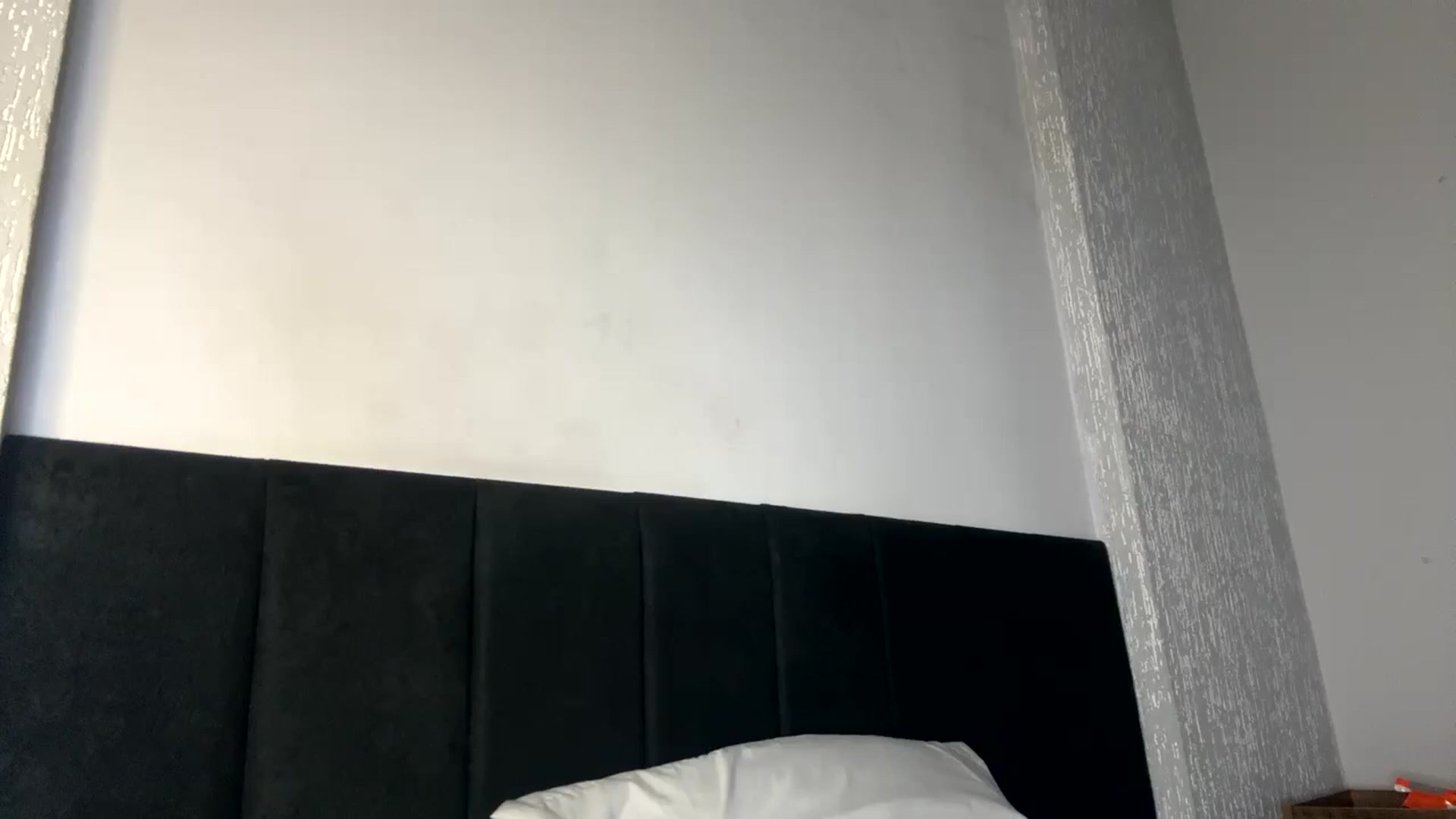 Gallery image thumbnail from cateyes1's myfreecams stream on, 06/09/2024, 02:35 image 16 of 20
