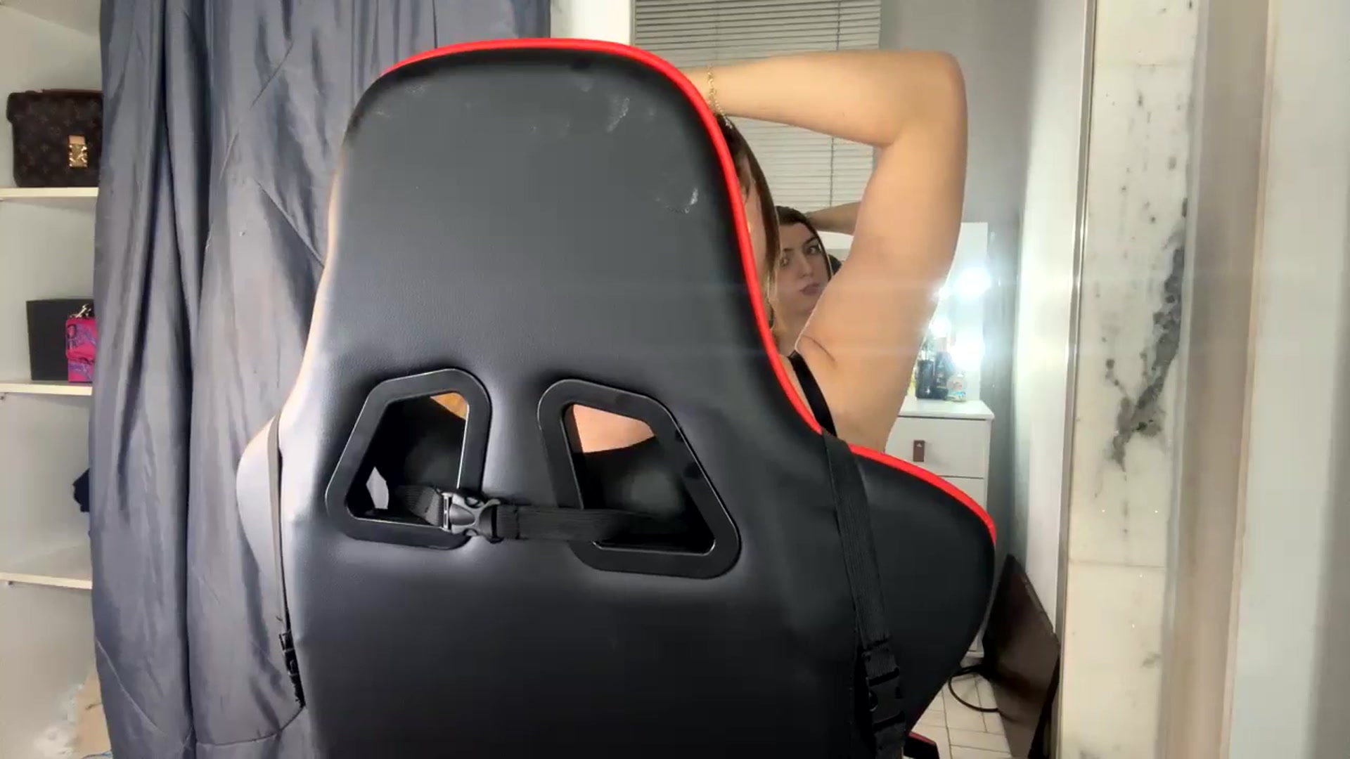 Gallery image thumbnail from cateyes1's myfreecams stream on, 06/16/2024, 04:49 image 5 of 20