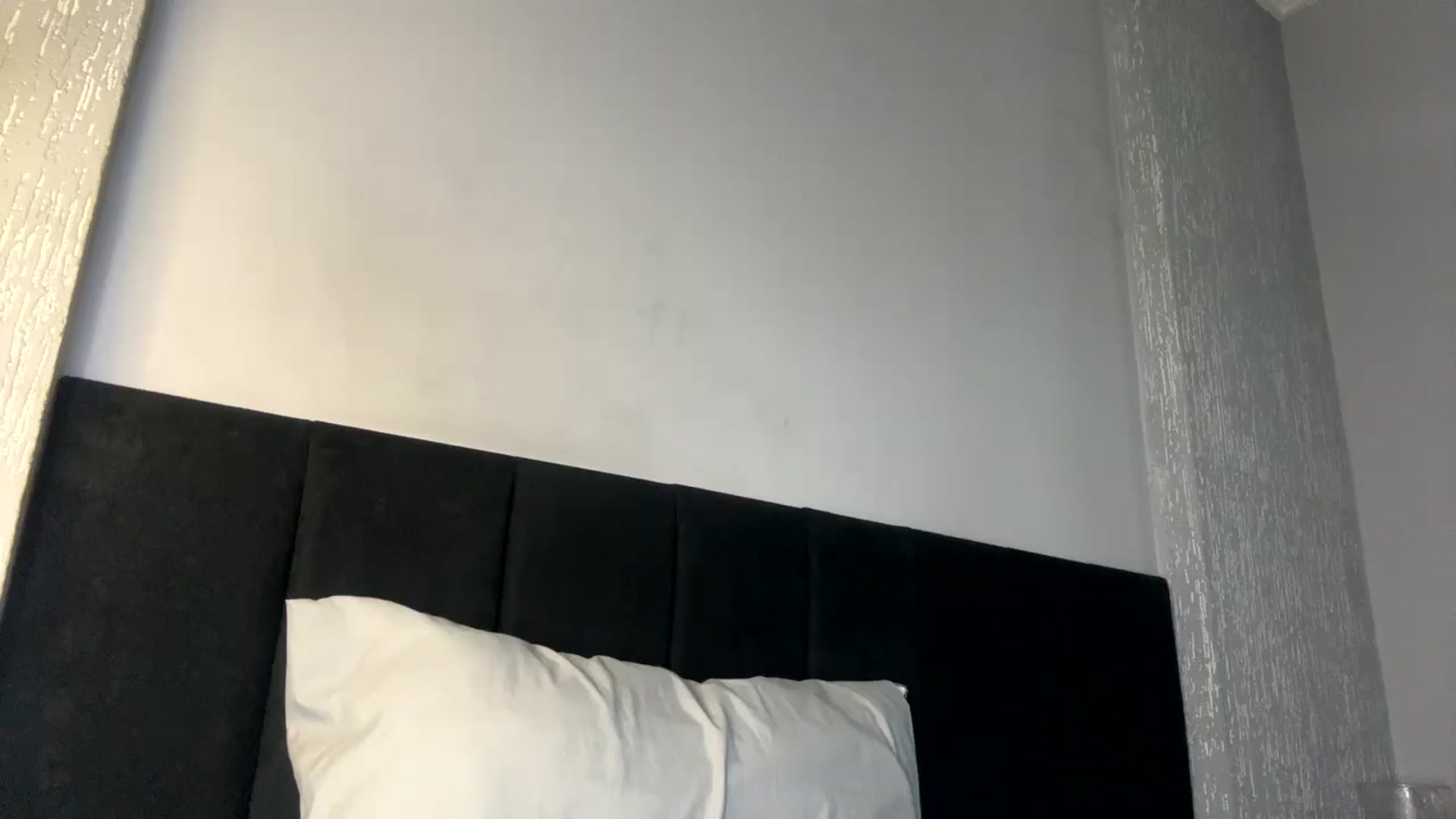 Gallery image thumbnail from cateyes1's myfreecams stream on, 06/21/2024, 23:58 image 2 of 20