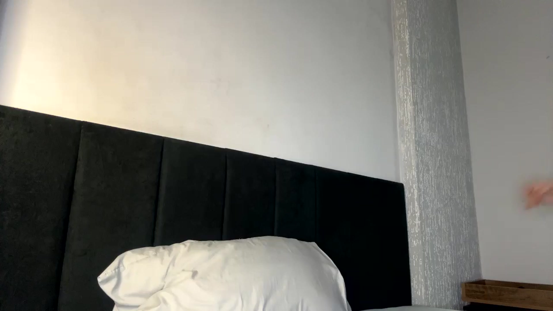 Gallery image thumbnail from cateyes1's myfreecams stream on, 07/03/2024, 23:09 image 18 of 20