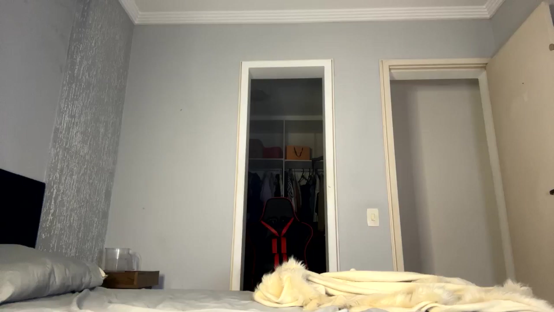 Gallery image thumbnail from cateyes1's myfreecams stream on, 07/08/2024, 23:30 image 12 of 20