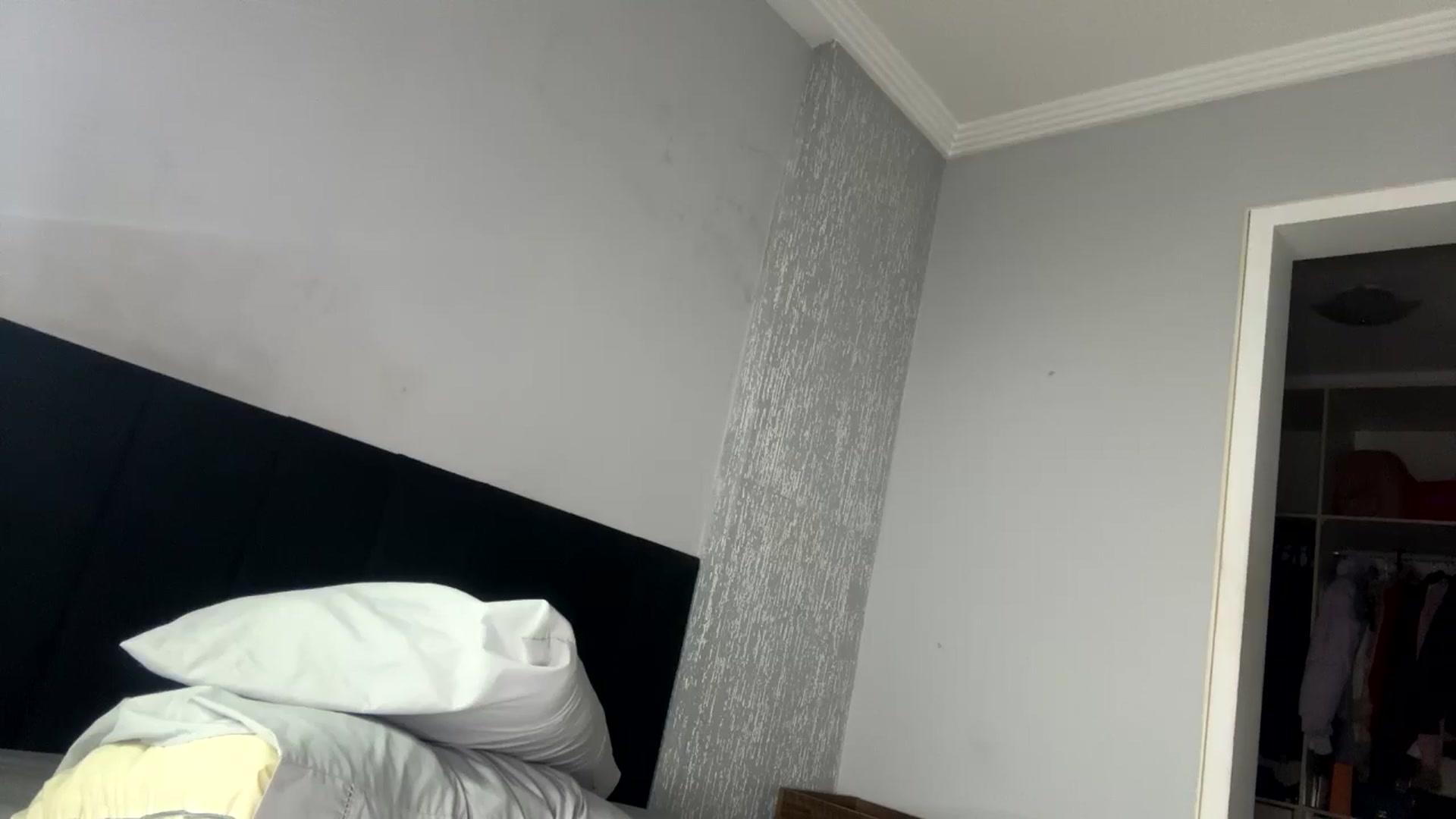 Gallery image thumbnail from cateyes1's myfreecams stream on, 07/23/2024, 01:41 image 19 of 20