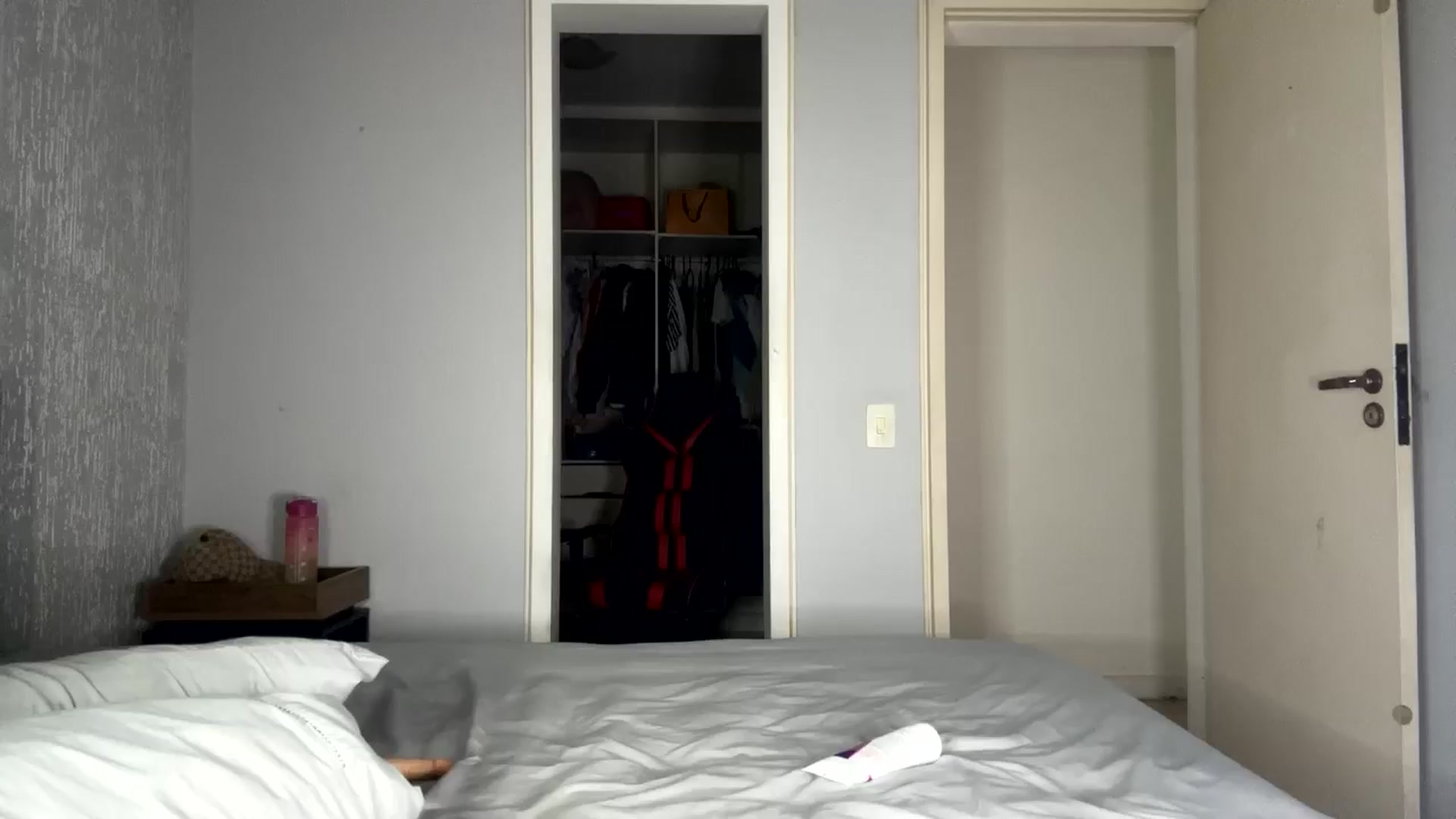 Gallery image thumbnail from cateyes1's myfreecams stream on, 07/27/2024, 01:31 image 15 of 20