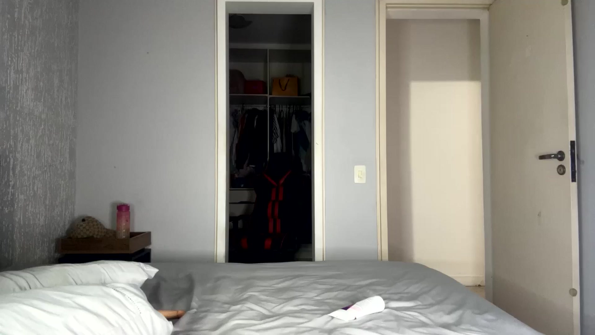 Gallery image thumbnail from cateyes1's myfreecams stream on, 07/27/2024, 01:31 image 16 of 20