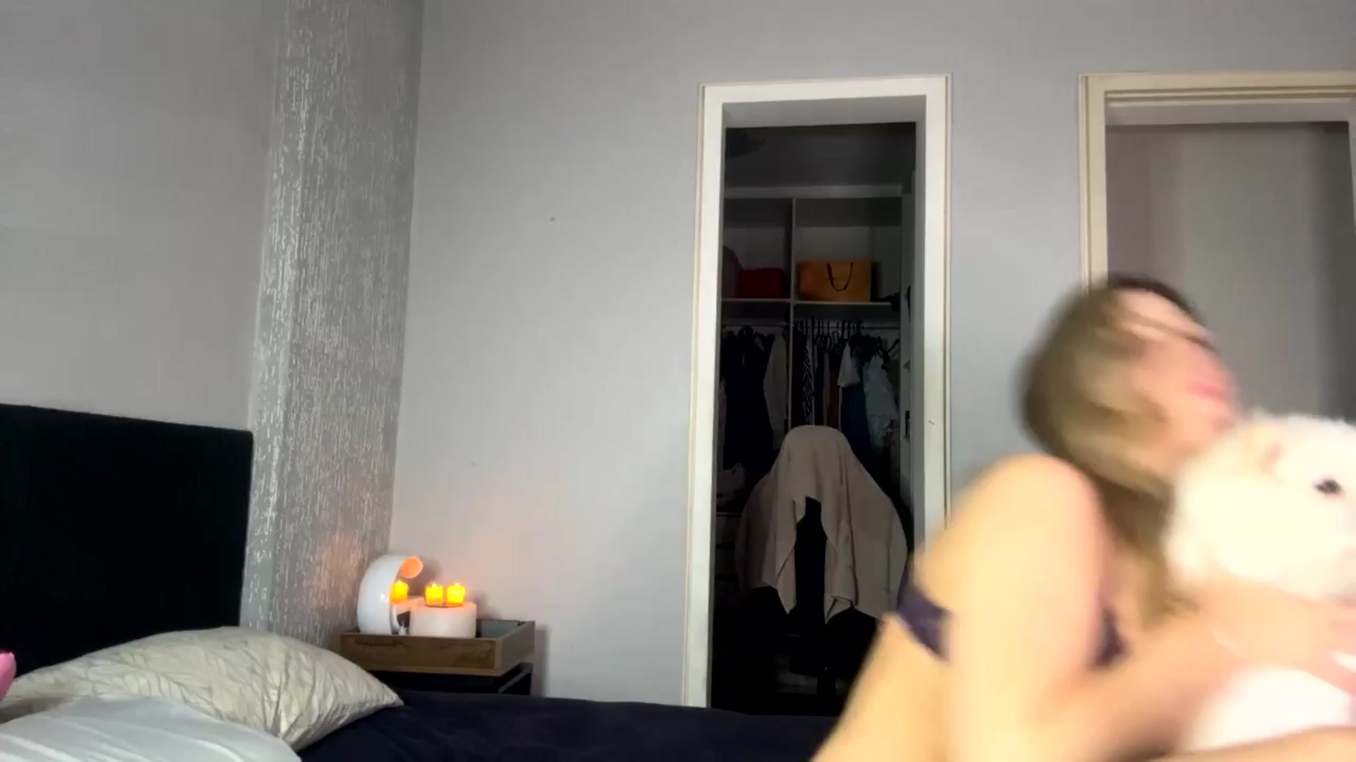 Gallery image thumbnail from cateyes1's myfreecams stream on, 09/01/2024, 03:00 image 11 of 20