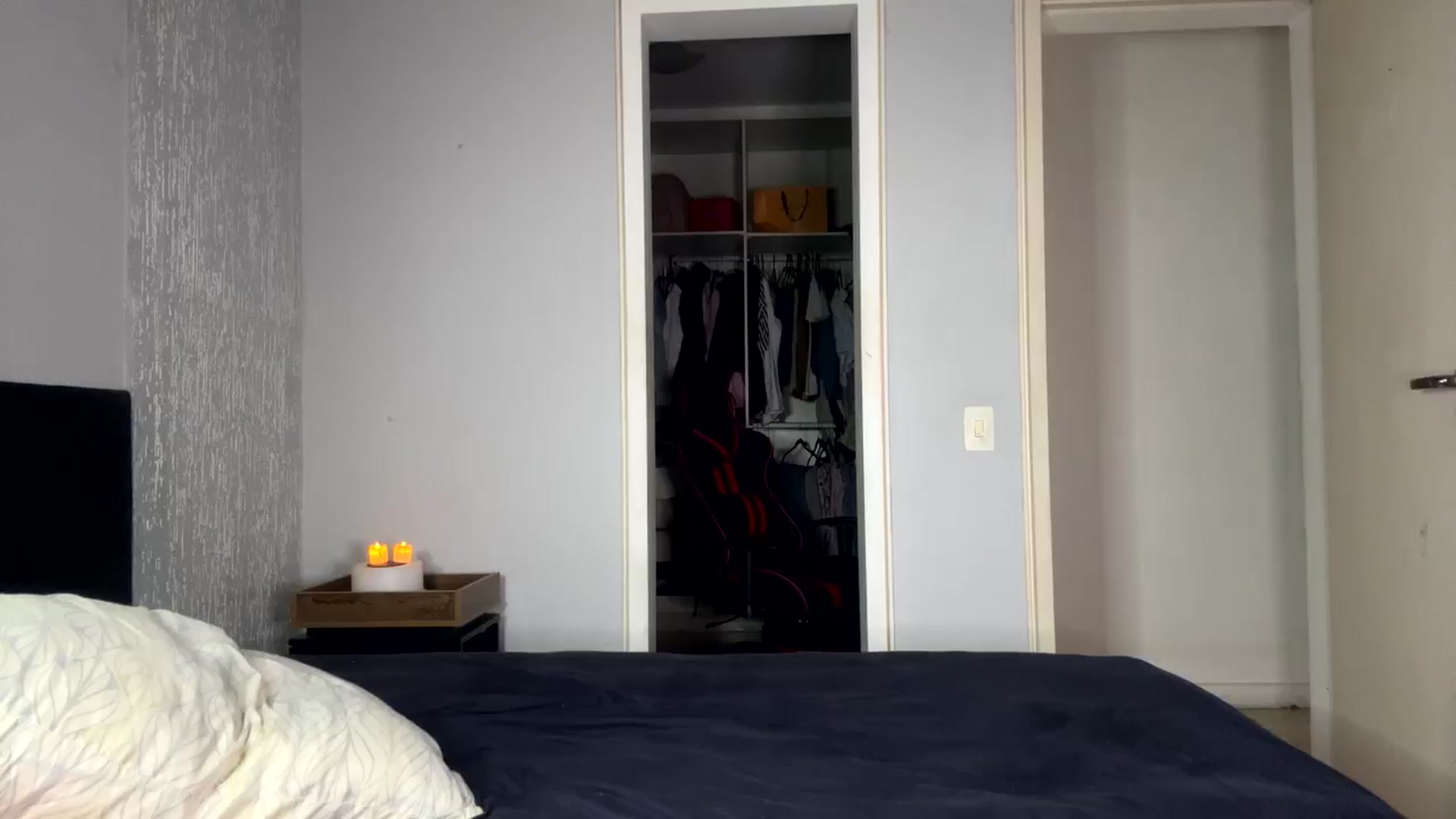 Gallery image thumbnail from cateyes1's myfreecams stream on, 09/05/2024, 01:59 image 16 of 20