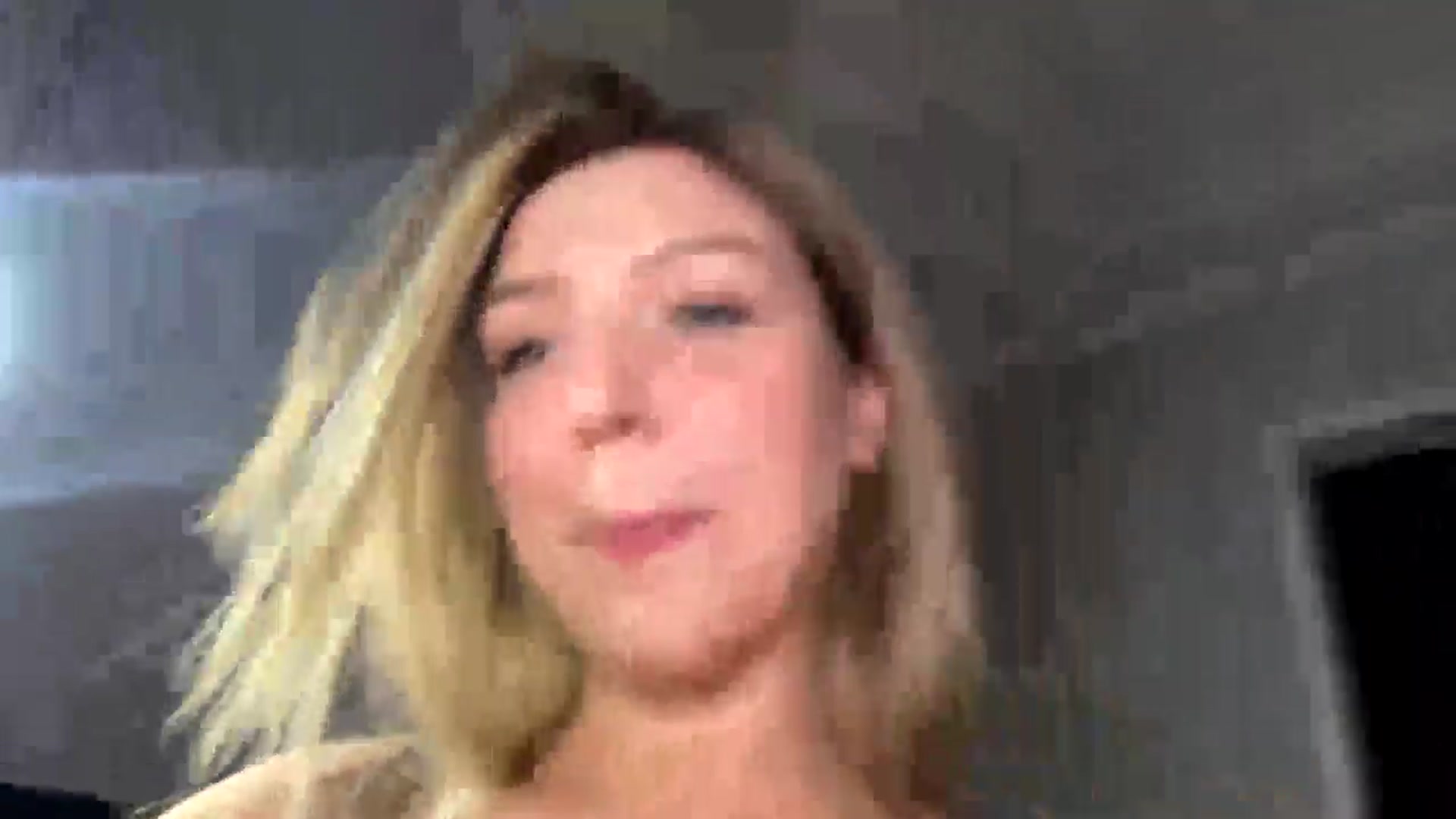 Gallery image thumbnail from cateyes1's myfreecams stream on, 09/11/2024, 01:21 image 17 of 20