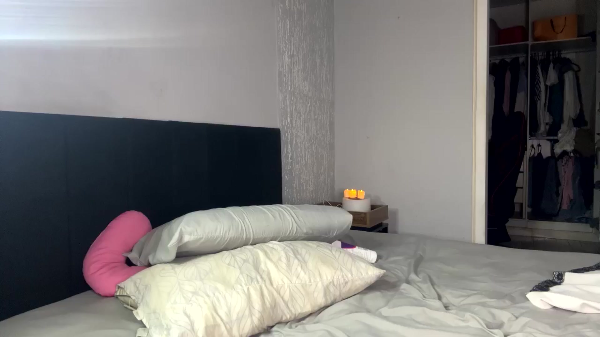 Gallery image thumbnail from cateyes1's myfreecams stream on, 09/11/2024, 01:21 image 1 of 20