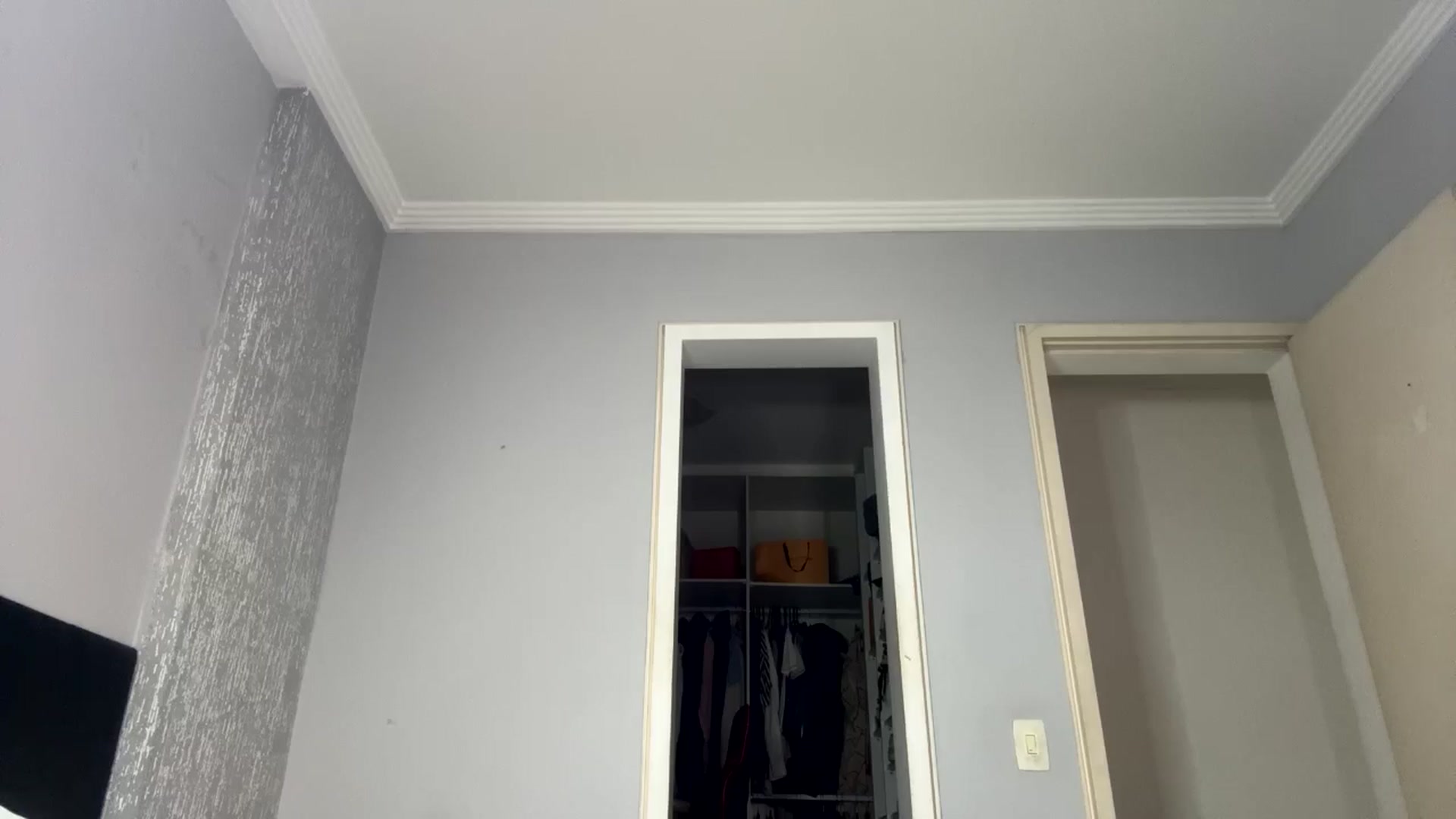 Gallery image thumbnail from cateyes1's myfreecams stream on, 09/11/2024, 02:08 image 15 of 20