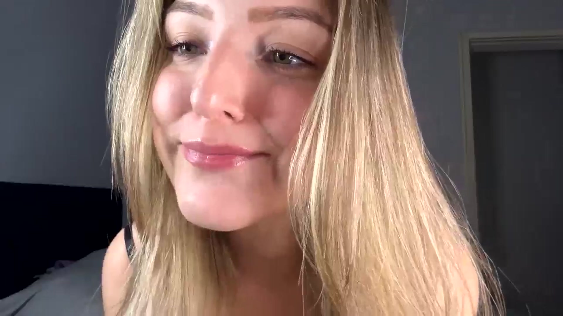 Gallery image thumbnail from cateyes1's myfreecams stream on, 10/16/2024, 24:53 image 19 of 20