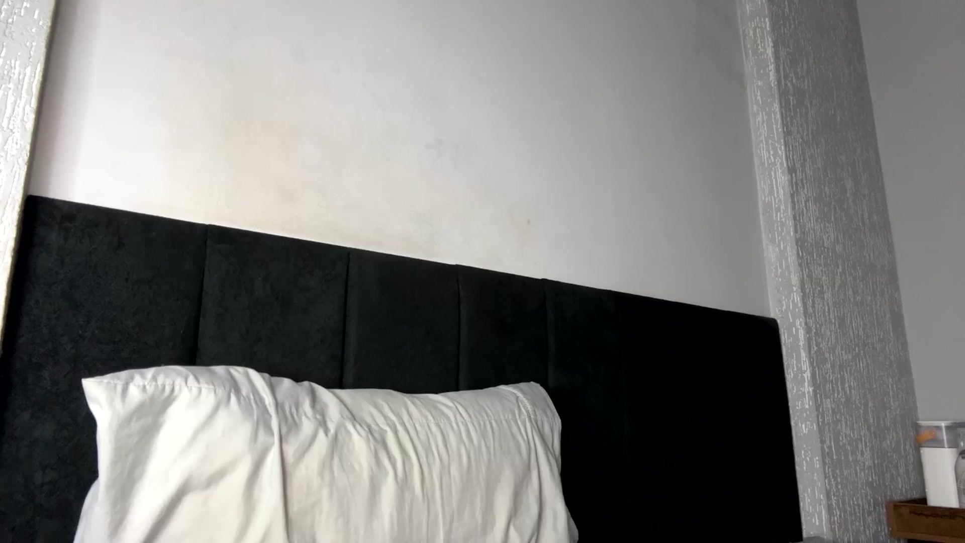 Gallery image thumbnail from cateyes1's myfreecams stream on, 10/24/2024, 02:21 image 9 of 20