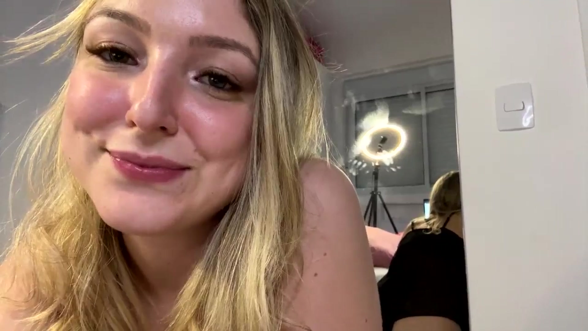 Gallery image thumbnail from cateyes1's myfreecams stream on, 03/30/2025, 06:56 image 14 of 20