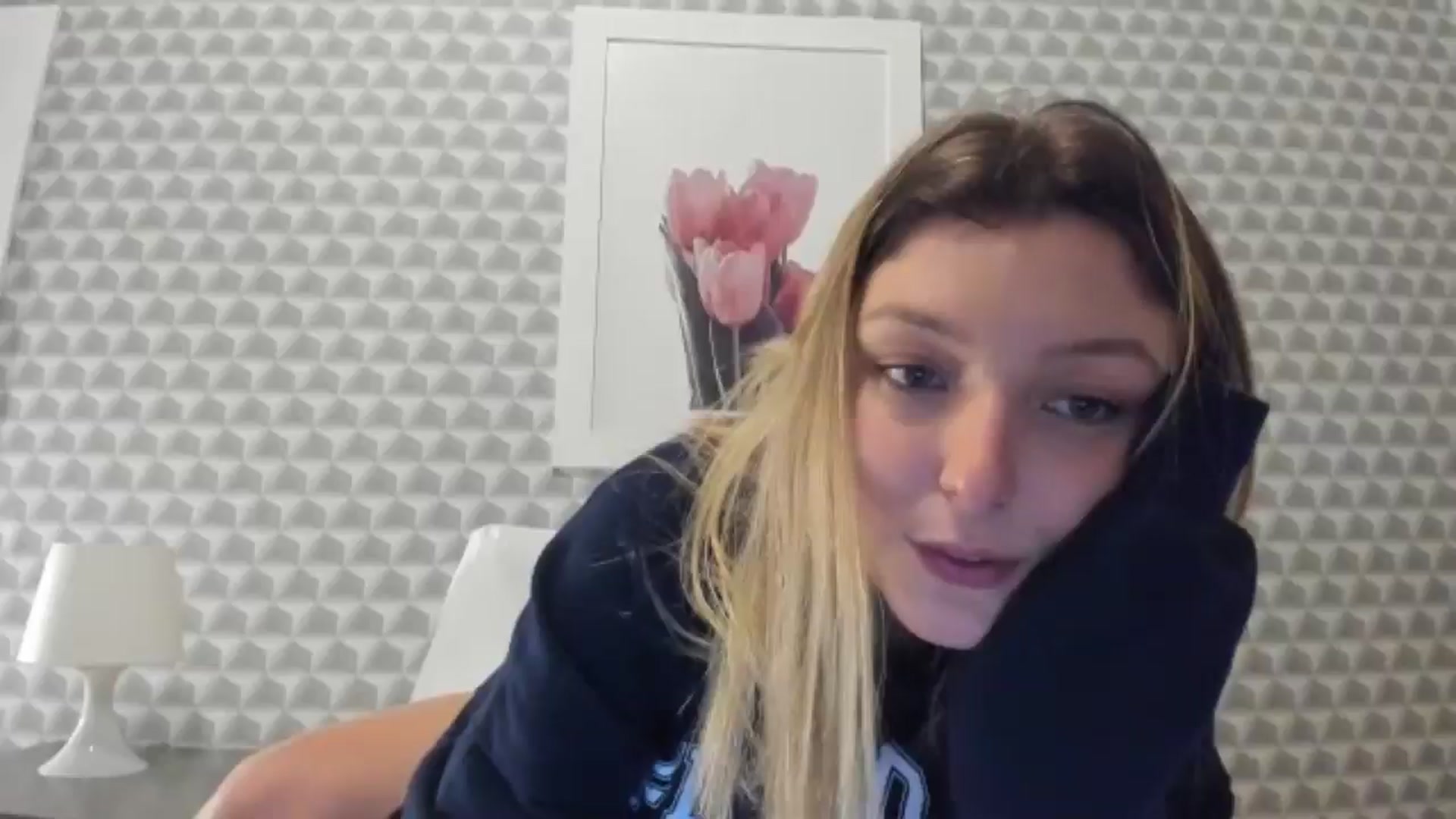 Gallery image thumbnail from cateyes1's myfreecams stream on, 08/14/2025, 04:11 image 18 of 20