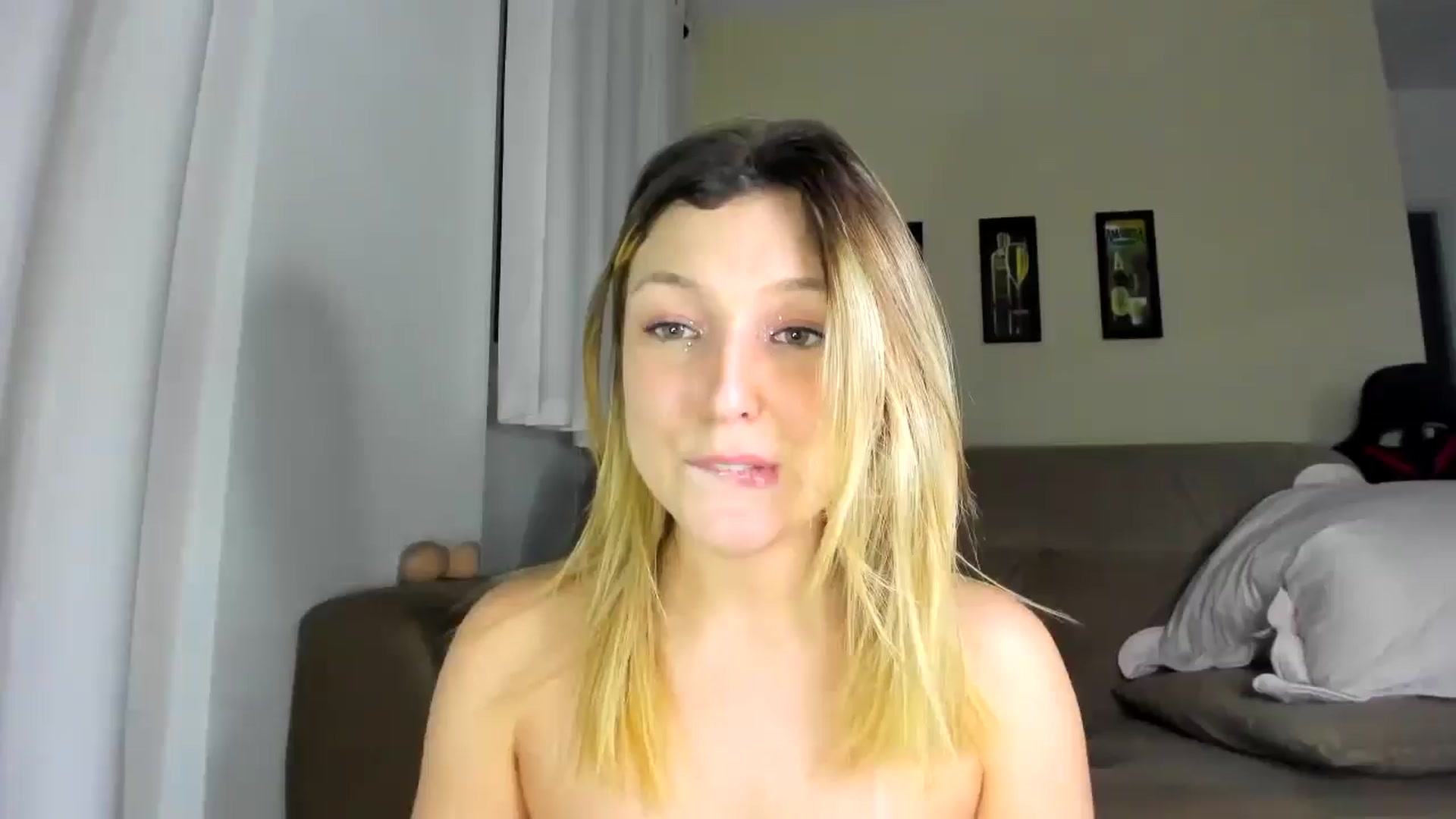 Gallery image thumbnail from cateyes1's myfreecams stream on, 08/24/2025, 07:33 image 18 of 20