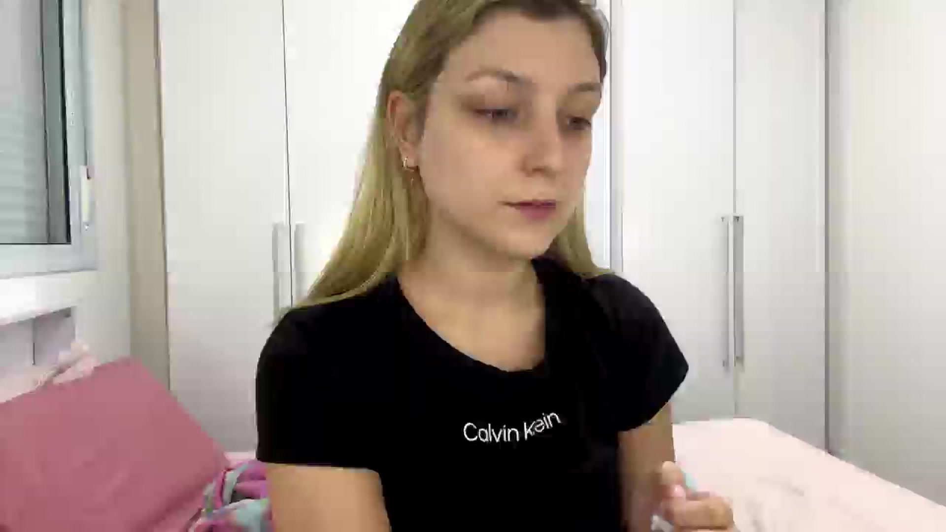 Gallery image thumbnail from cateyes1's myfreecams stream on, 08/29/2025, 06:33 image 1 of 20
