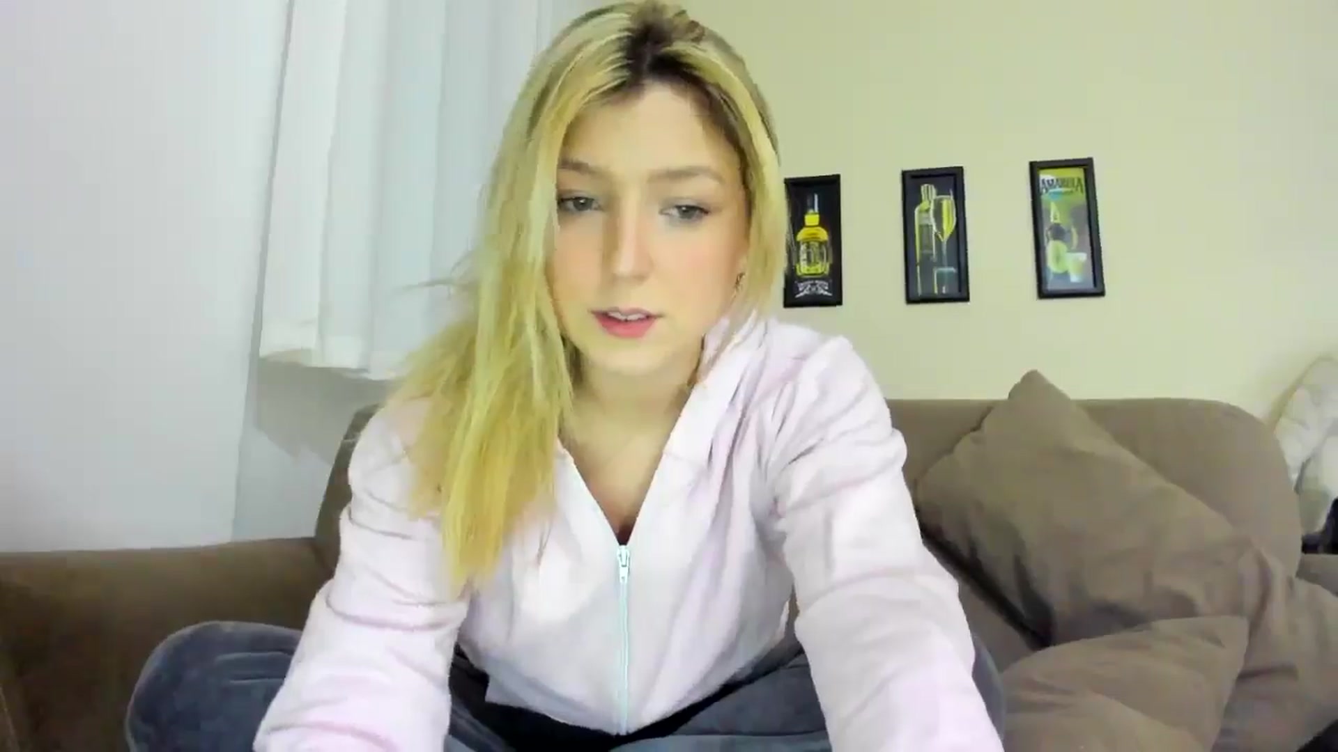 Gallery image thumbnail from cateyes1's myfreecams stream on, 09/14/2025, 08:49 image 19 of 20