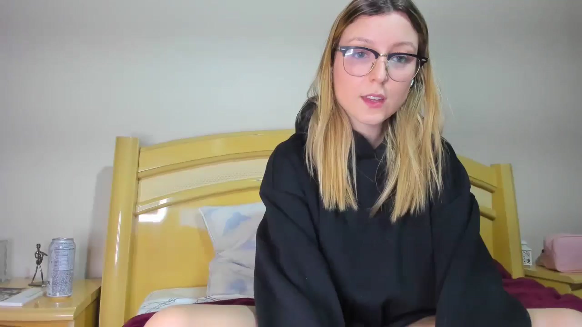 Gallery image thumbnail from cateyes1's myfreecams stream on, 03/10/2026, 15:29 image 3 of 20