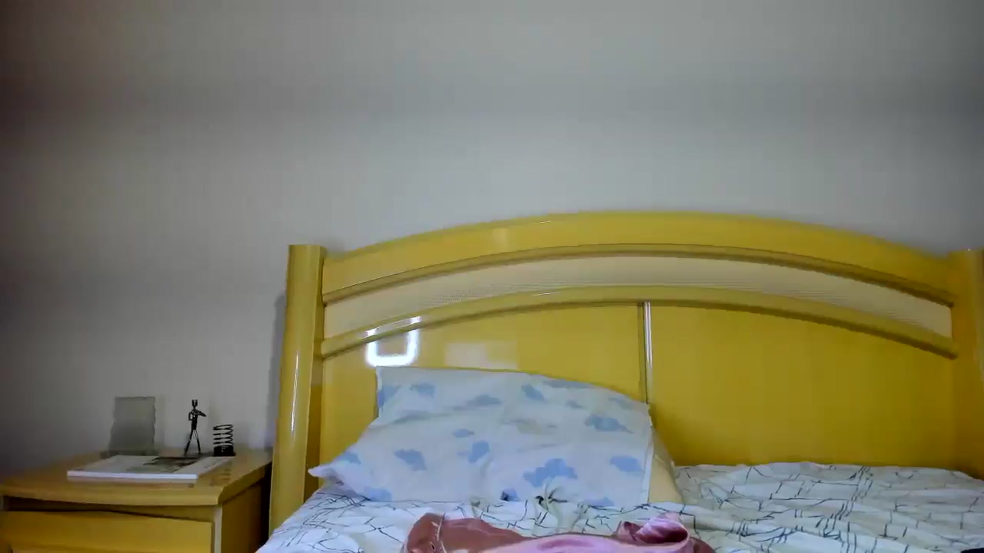 Gallery image thumbnail from cateyes1's myfreecams stream on, 03/13/2026, 01:31 image 15 of 20