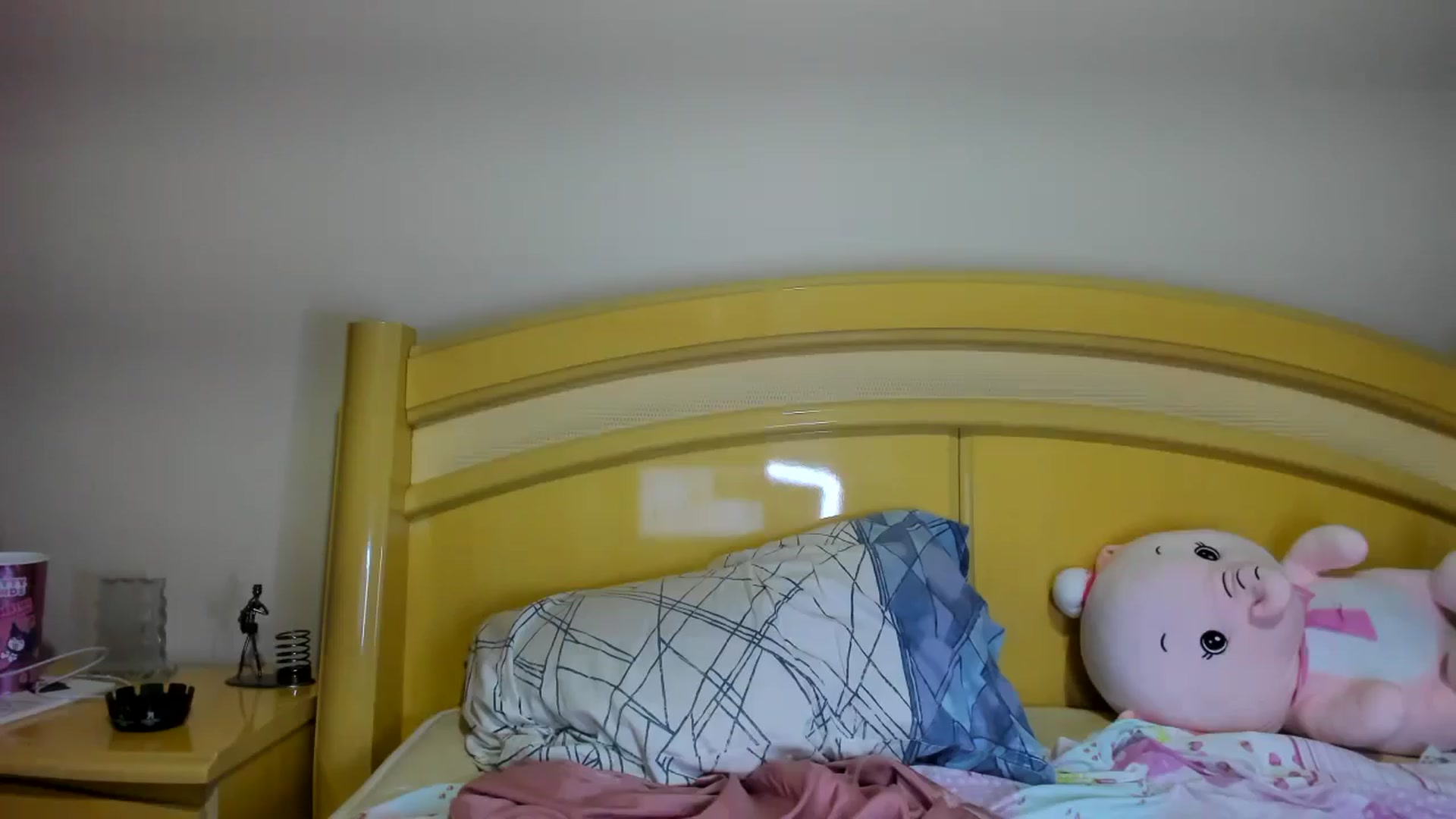 Gallery image thumbnail from cateyes1's myfreecams stream on, 03/27/2026, 06:43 image 9 of 20