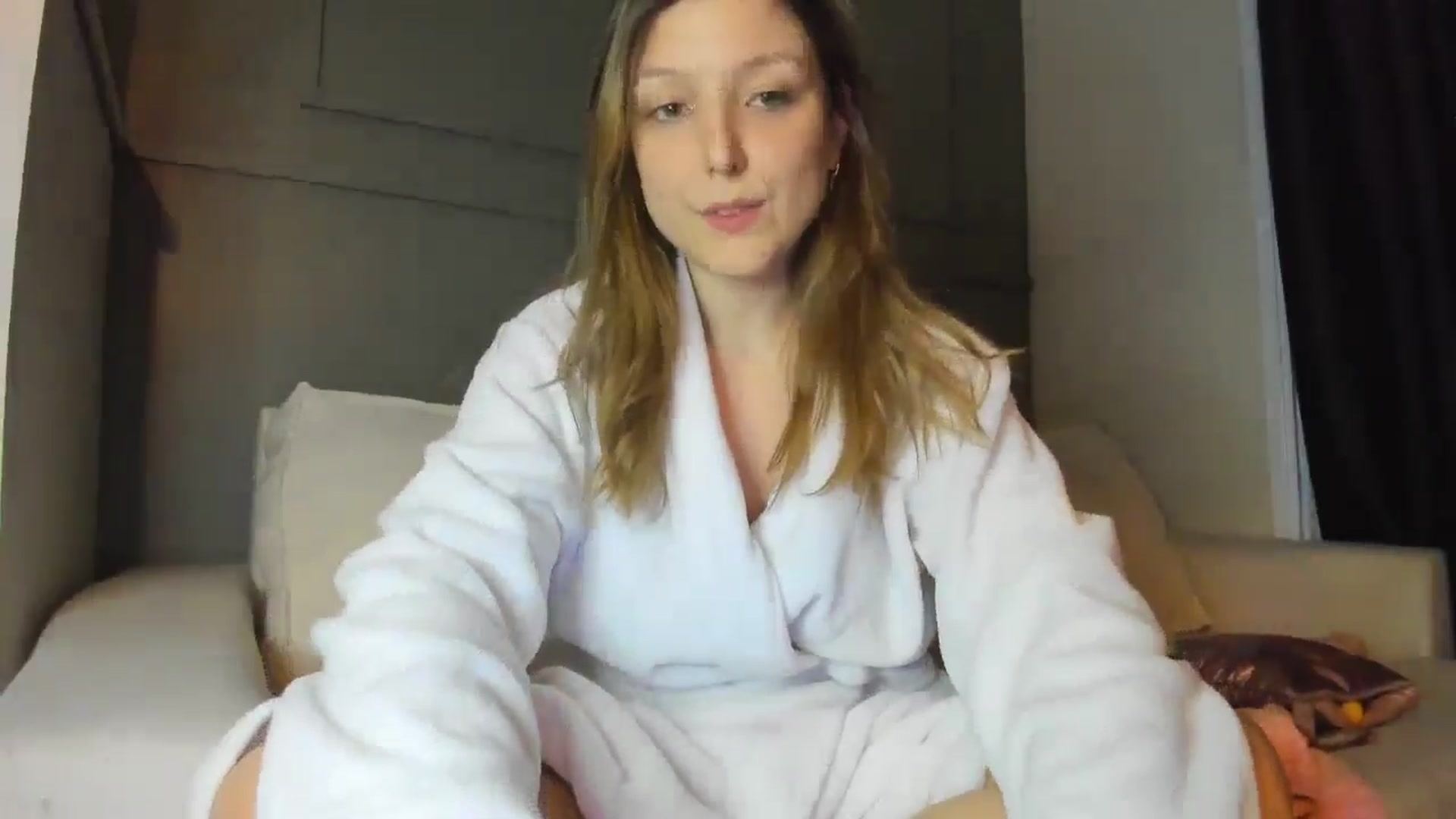 Gallery image thumbnail from cateyes1's myfreecams stream on, 04/13/2026, 09:39 image 5 of 20