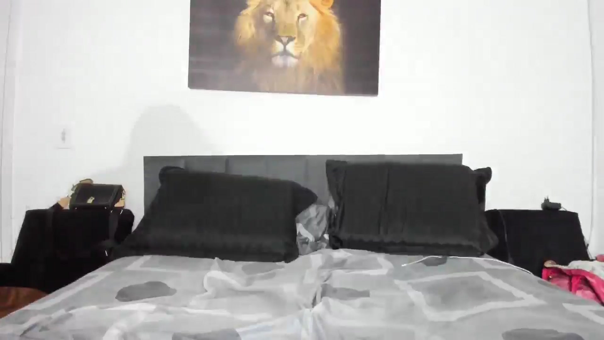 Gallery image thumbnail from cateyes1's myfreecams stream on, 04/25/2026, 02:06 image 7 of 20