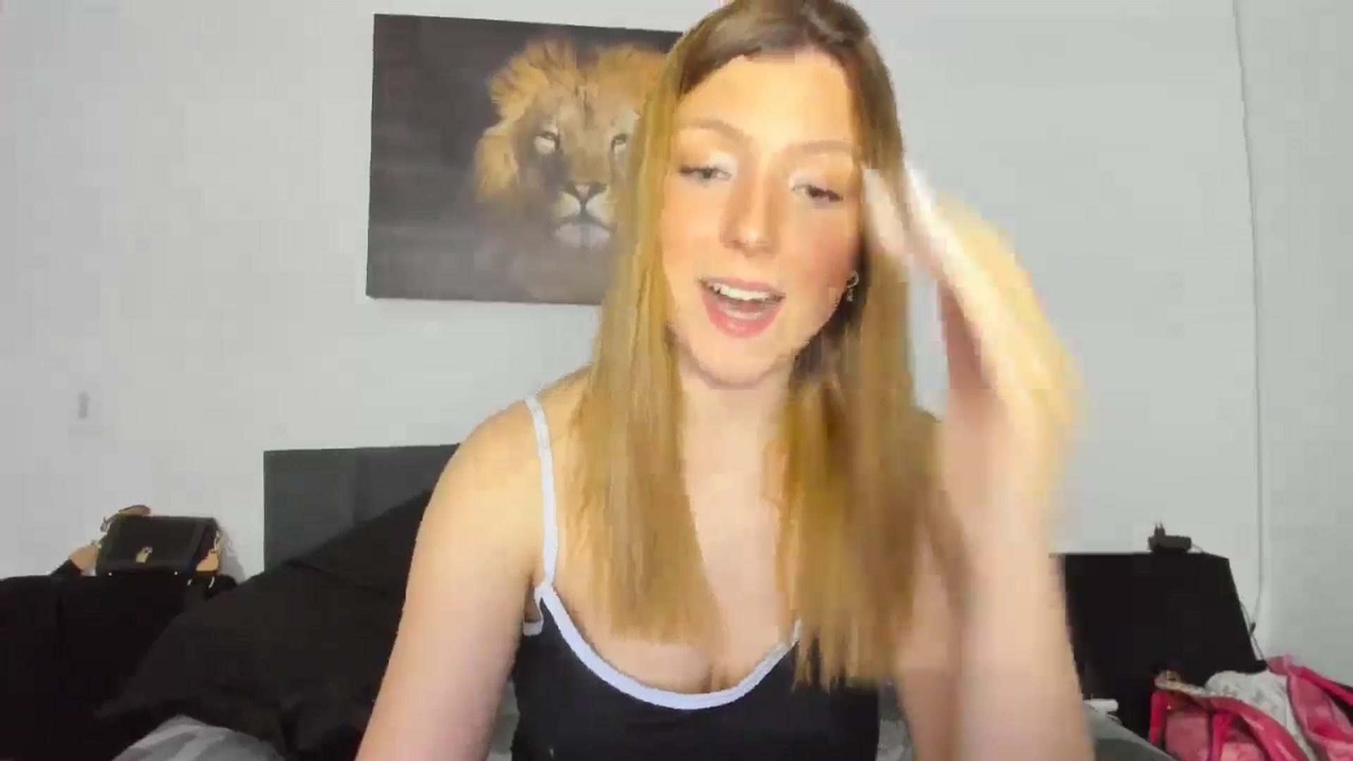 Gallery image thumbnail from cateyes1's myfreecams stream on, 04/25/2026, 03:50 image 8 of 20