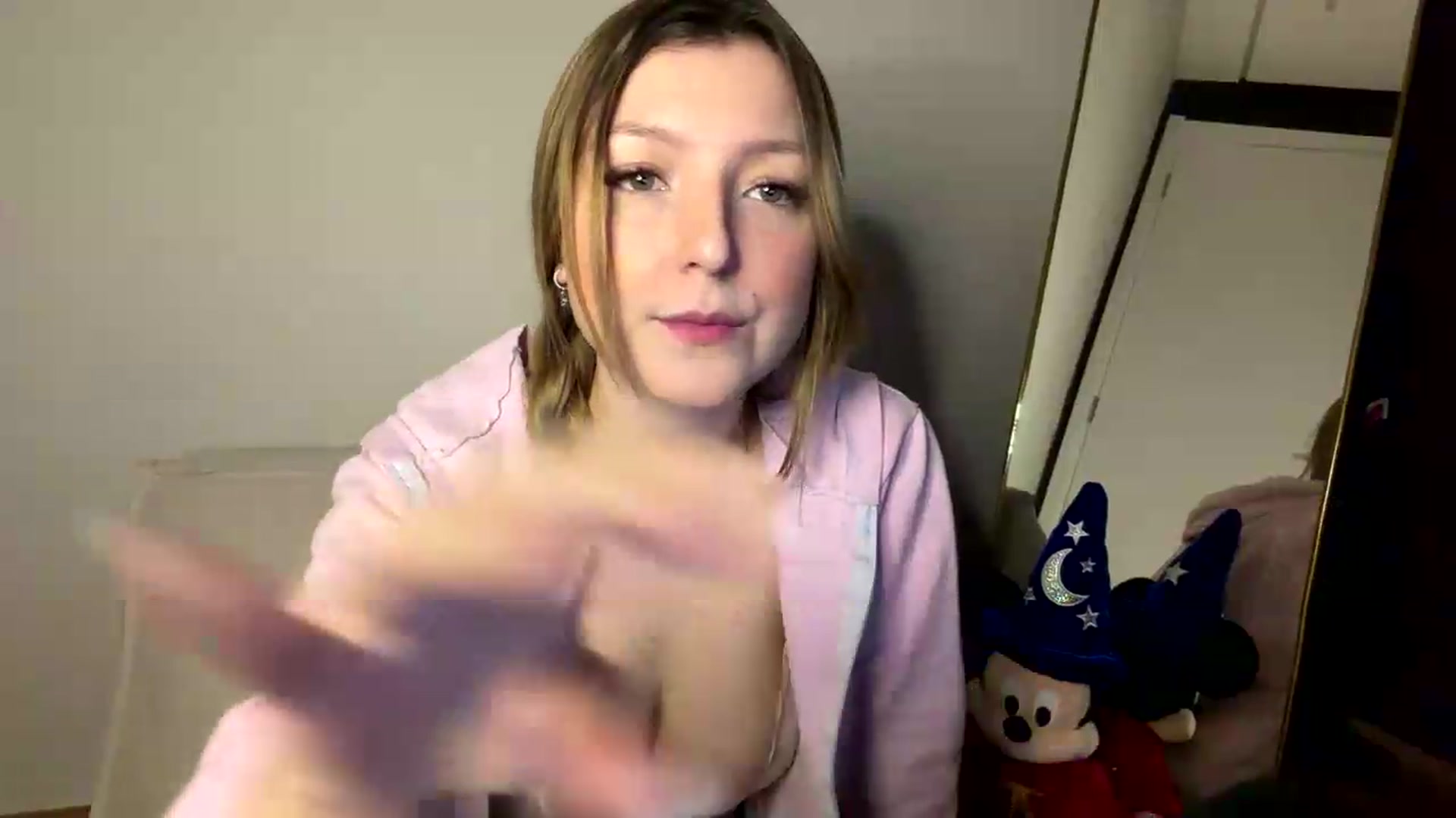 Gallery image thumbnail from cateyes1's myfreecams stream on, 05/14/2026, 04:25 image 11 of 20