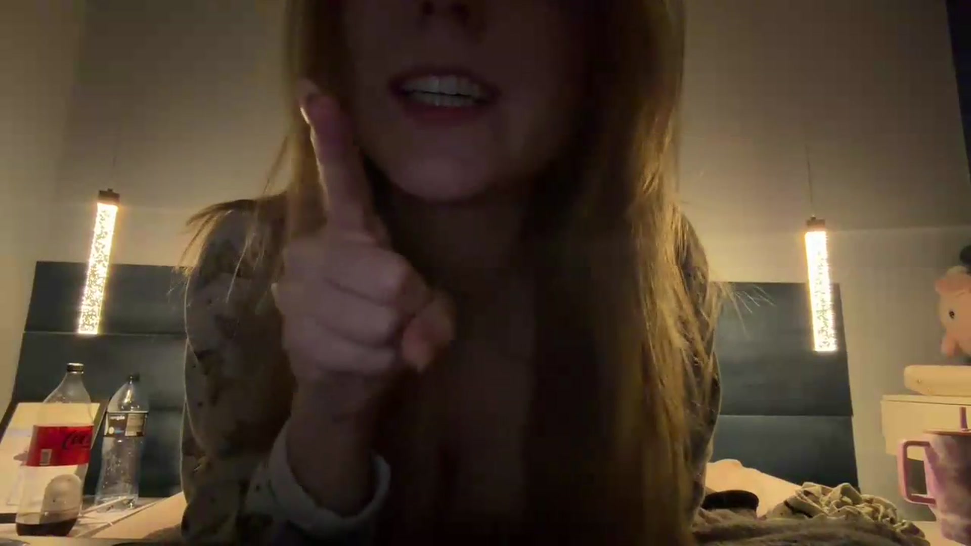 Gallery image thumbnail from cateyes1's myfreecams stream on, 05/22/2026, 05:51 image 11 of 20