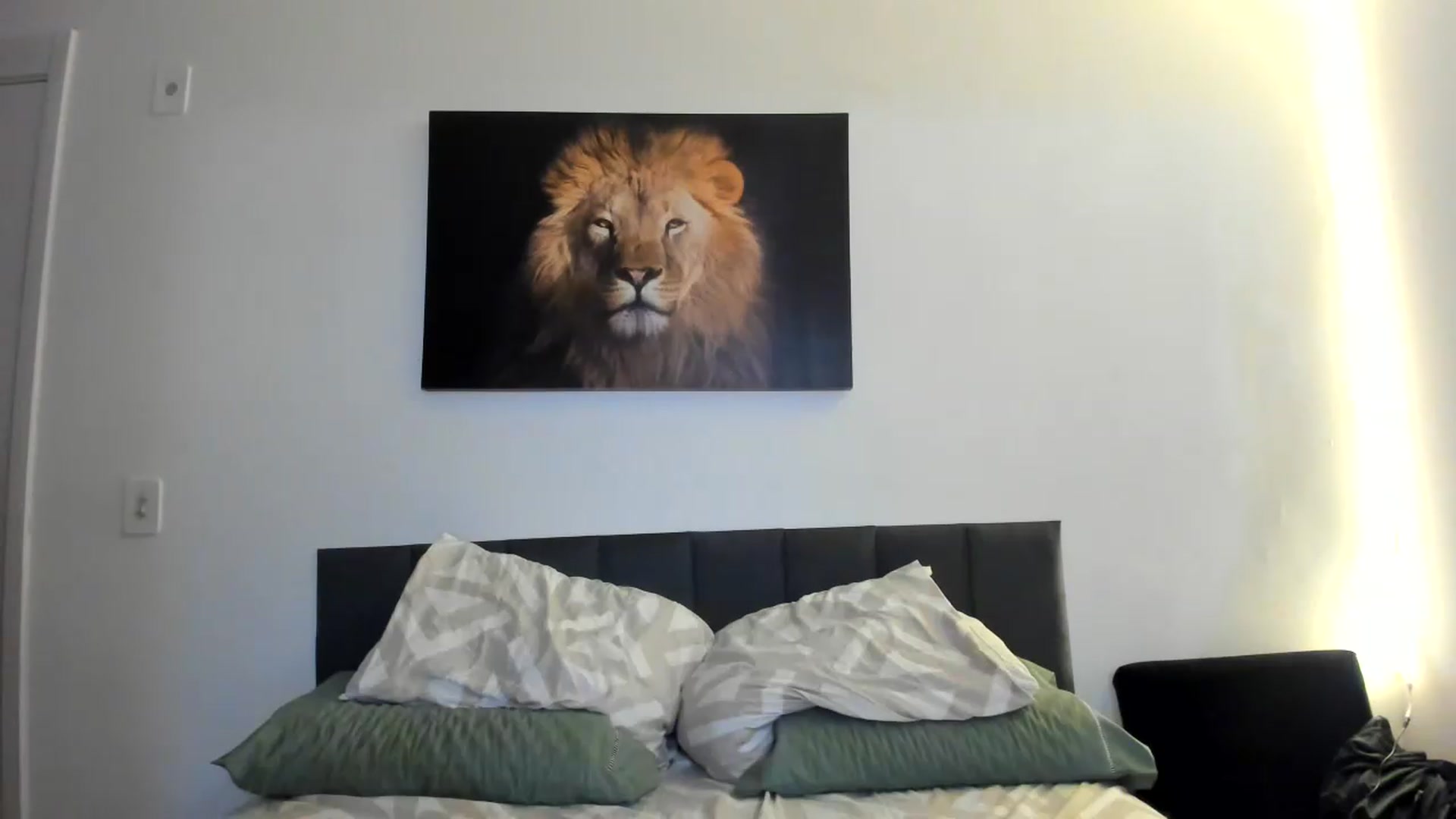 Gallery image thumbnail from cateyes1's myfreecams stream on, 06/27/2026, 02:50 image 14 of 20