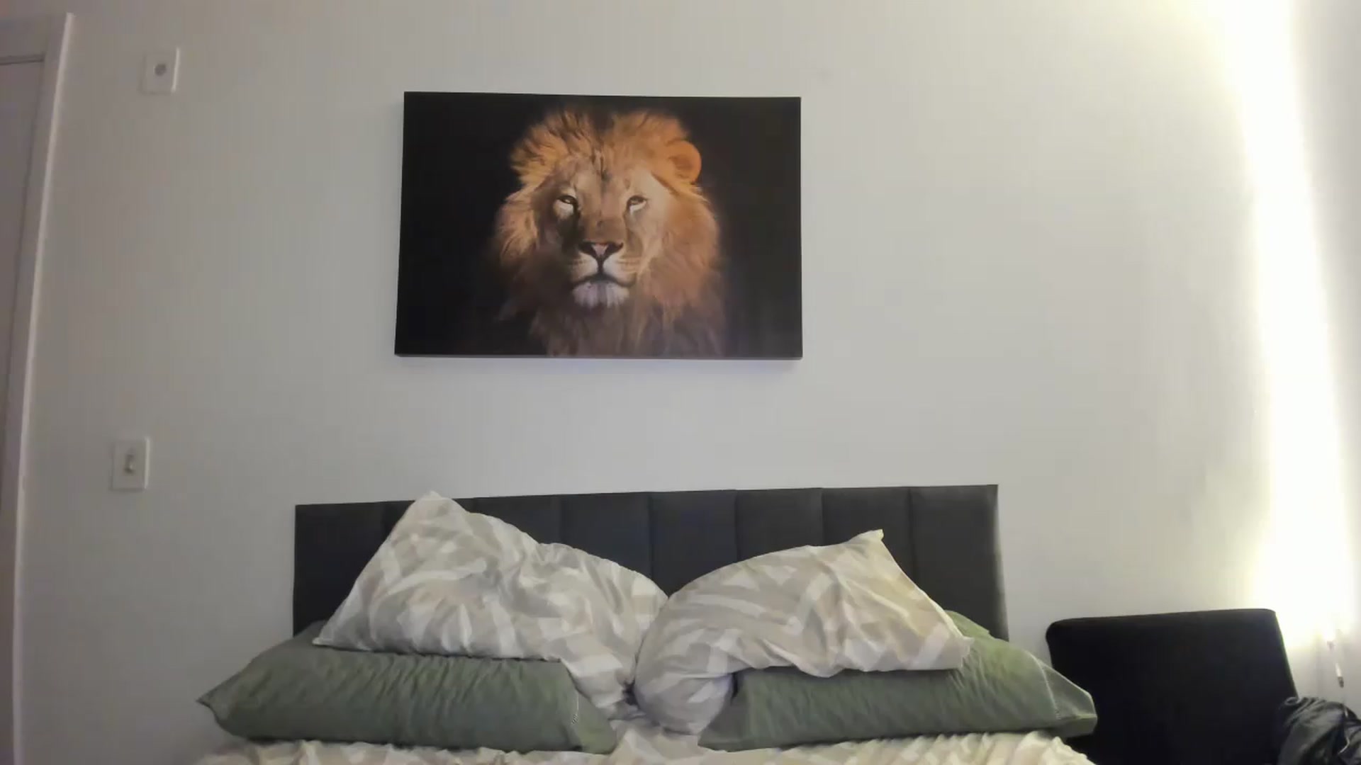 Gallery image thumbnail from cateyes1's myfreecams stream on, 06/27/2026, 05:30 image 13 of 20