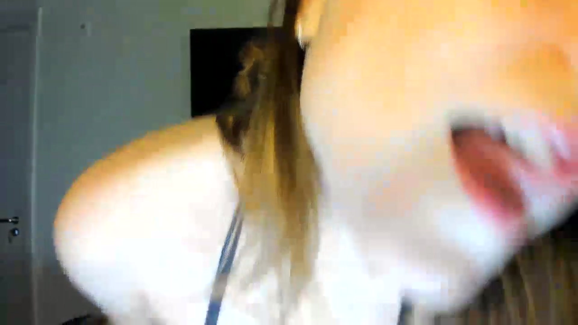 Gallery image thumbnail from cateyes1's myfreecams stream on, 07/12/2026, 07:39 image 11 of 20