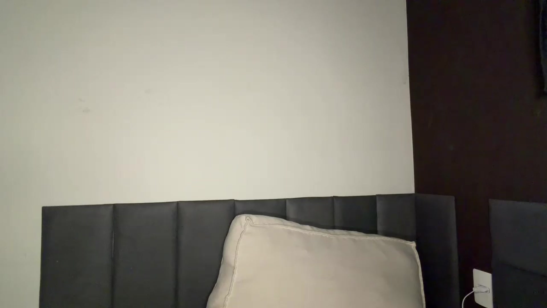Gallery image thumbnail from cateyes1's myfreecams stream on, 09/19/2026, 06:47 image 19 of 20