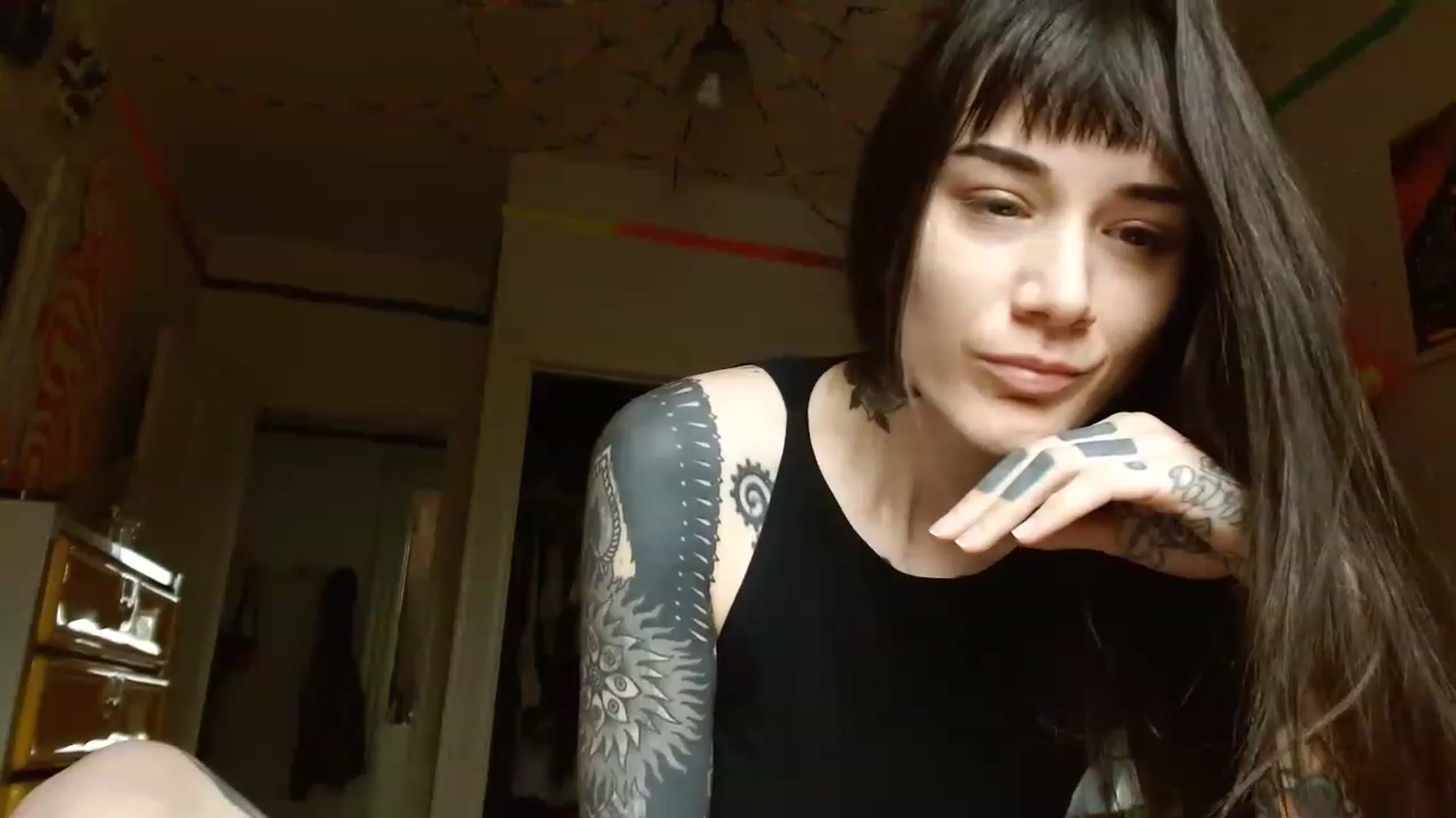 Gallery image thumbnail from caulkgobbler's myfreecams stream on, 03/19/2023, 21:53 image 17 of 20