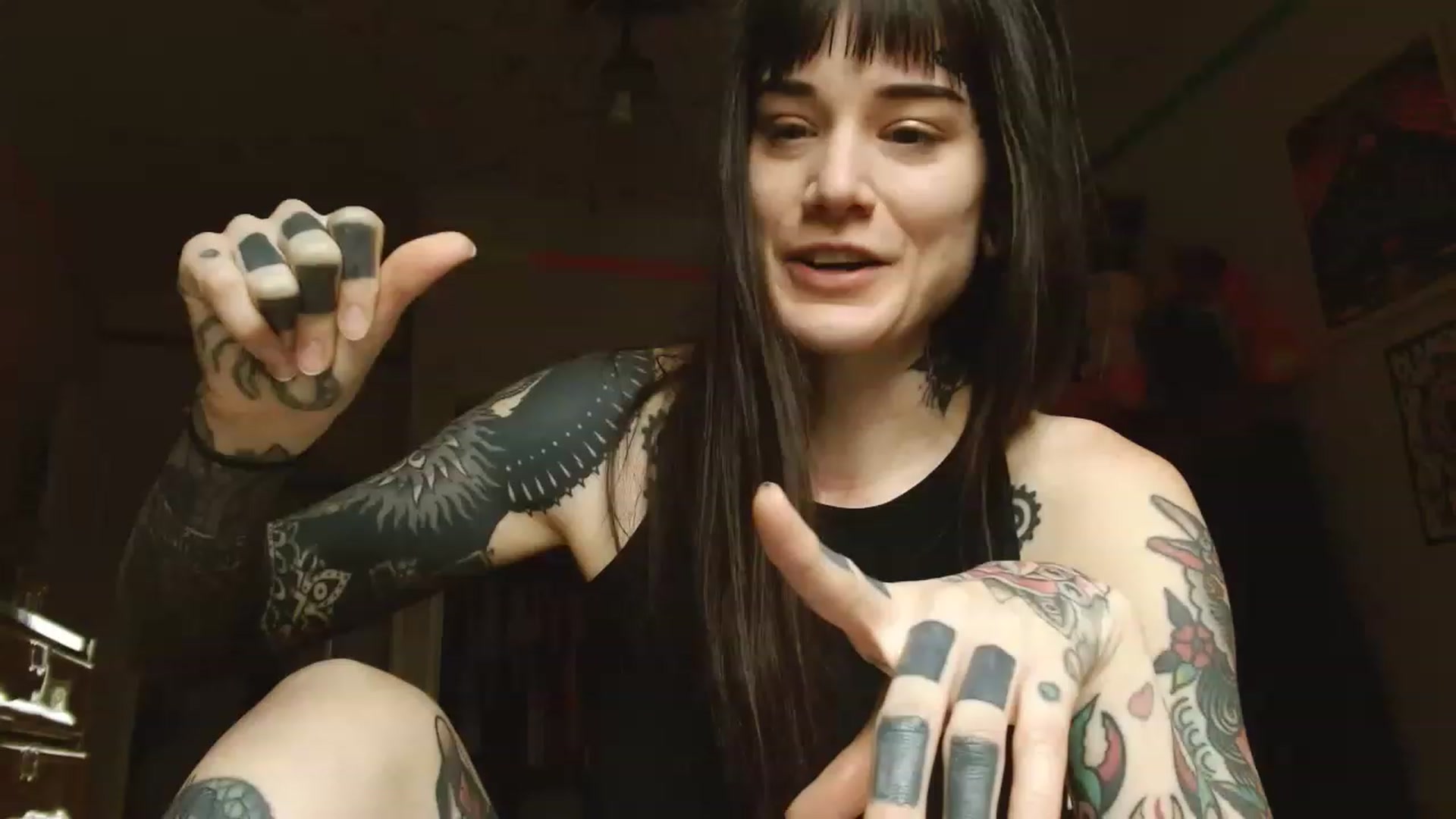 Gallery image thumbnail from caulkgobbler's myfreecams stream on, 03/19/2023, 22:34 image 11 of 20