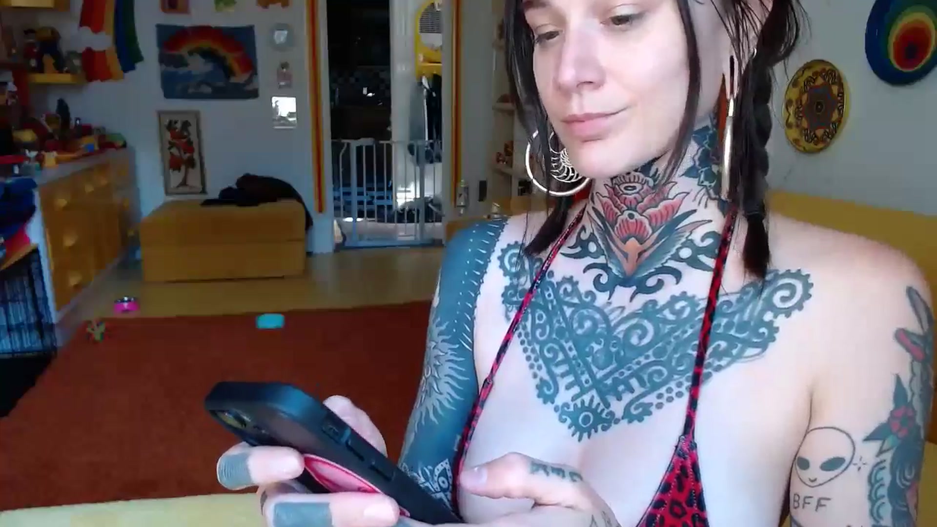 Gallery image thumbnail from caulkgobbler's myfreecams stream on, 07/09/2024, 01:57 image 3 of 20