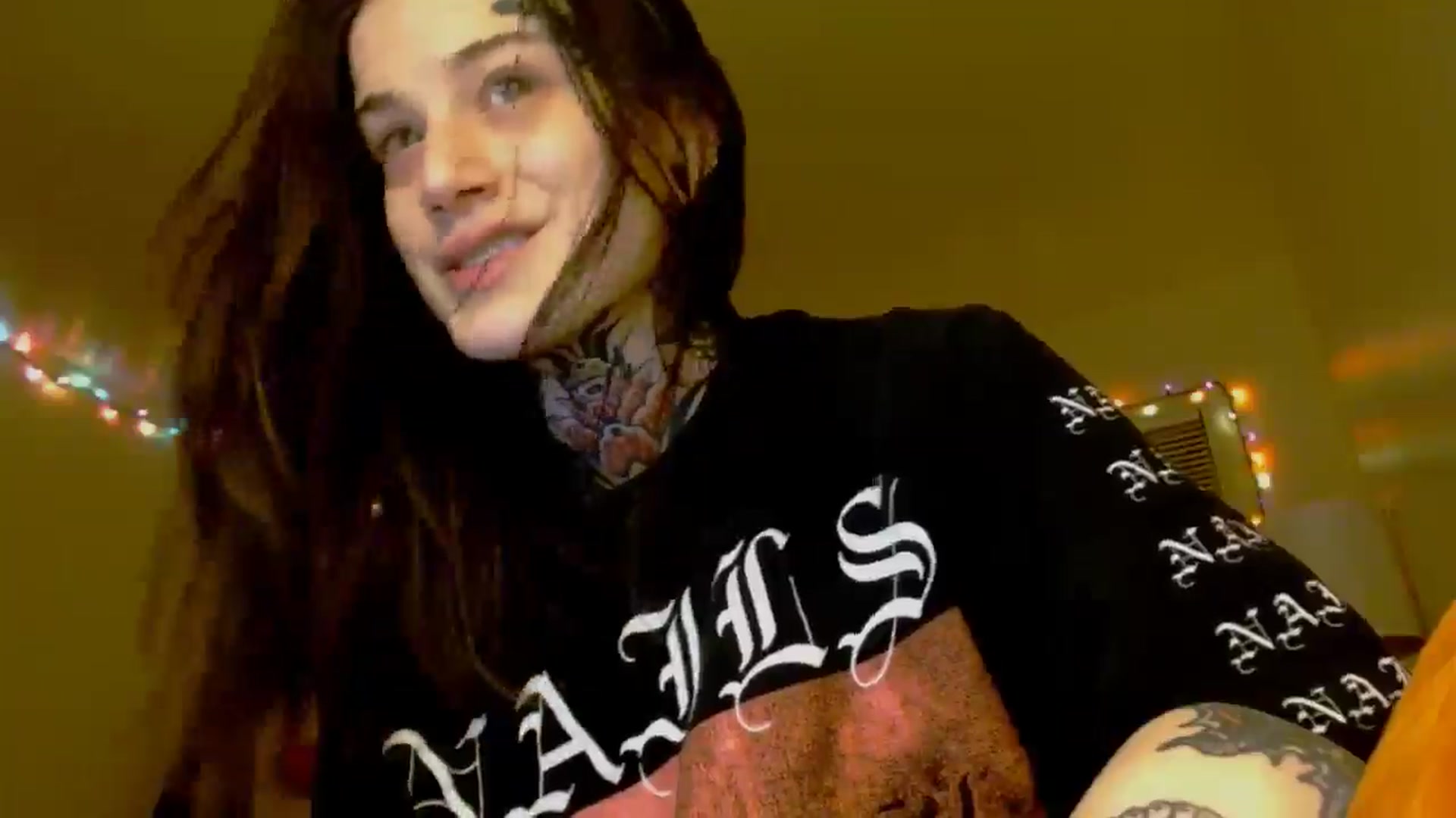 Gallery image thumbnail from caulkgobbler's myfreecams stream on, 01/15/2025, 05:12 image 17 of 20