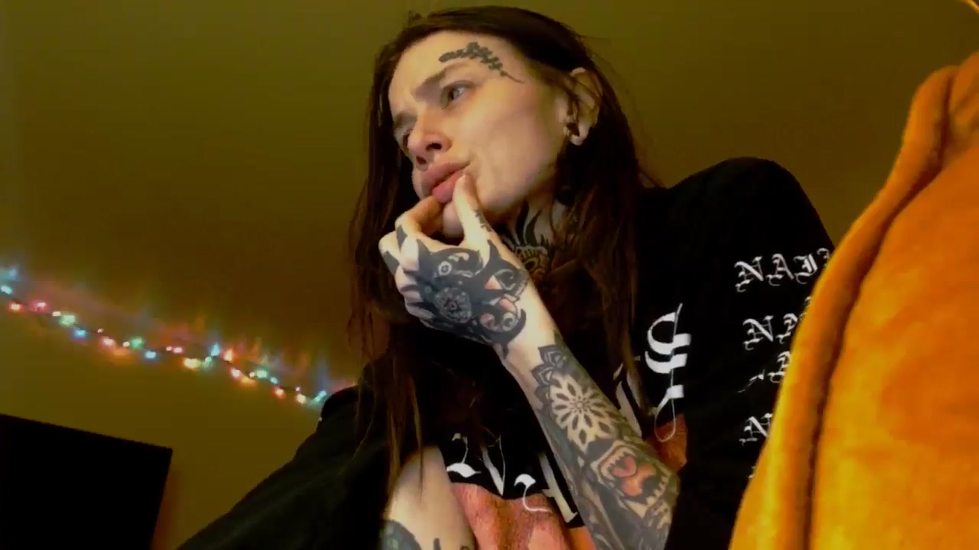 Gallery image thumbnail from caulkgobbler's myfreecams stream on, 01/15/2025, 05:12 image 7 of 20