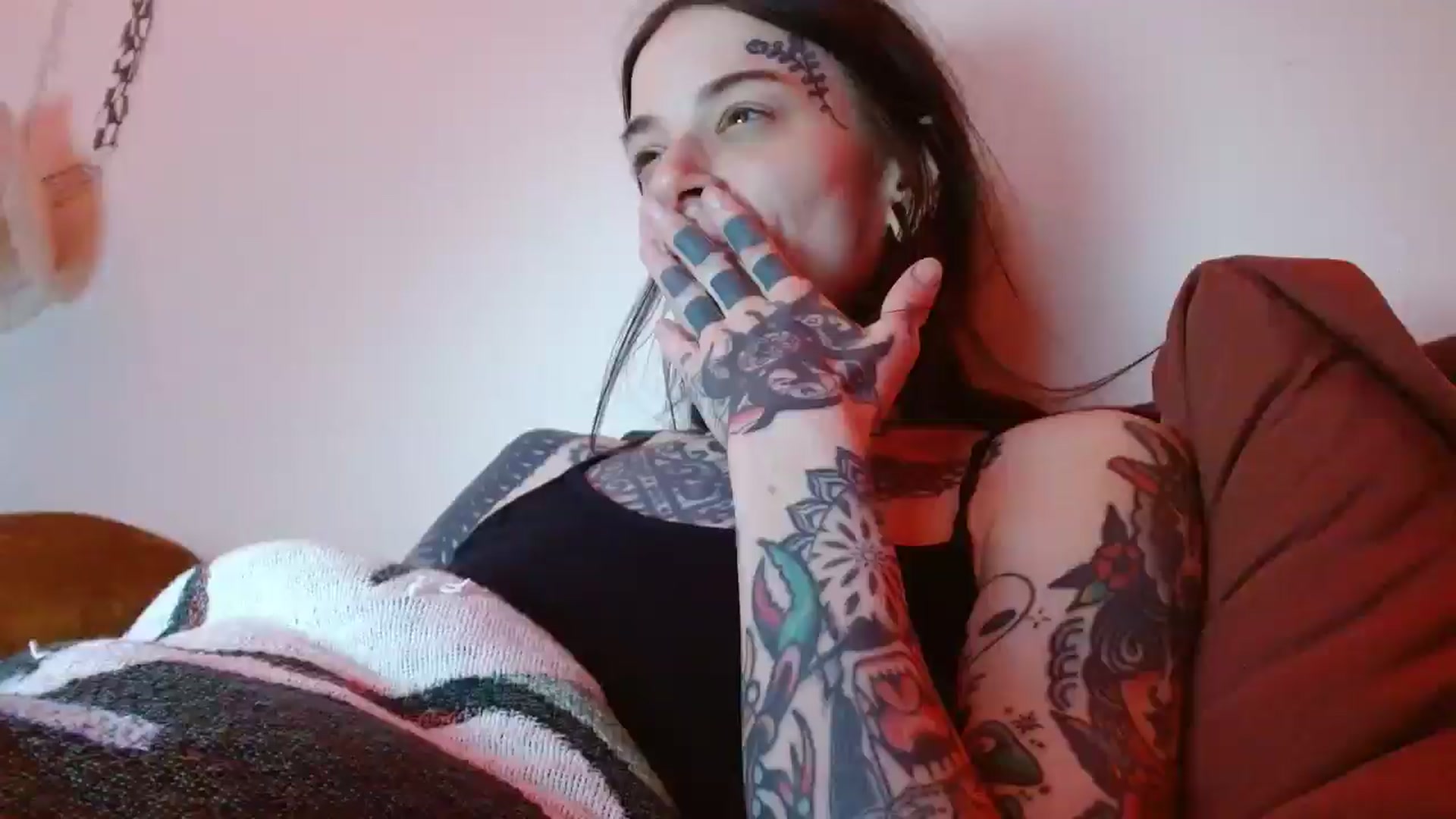 Gallery image thumbnail from caulkgobbler's myfreecams stream on, 04/30/2025, 06:56 image 10 of 20