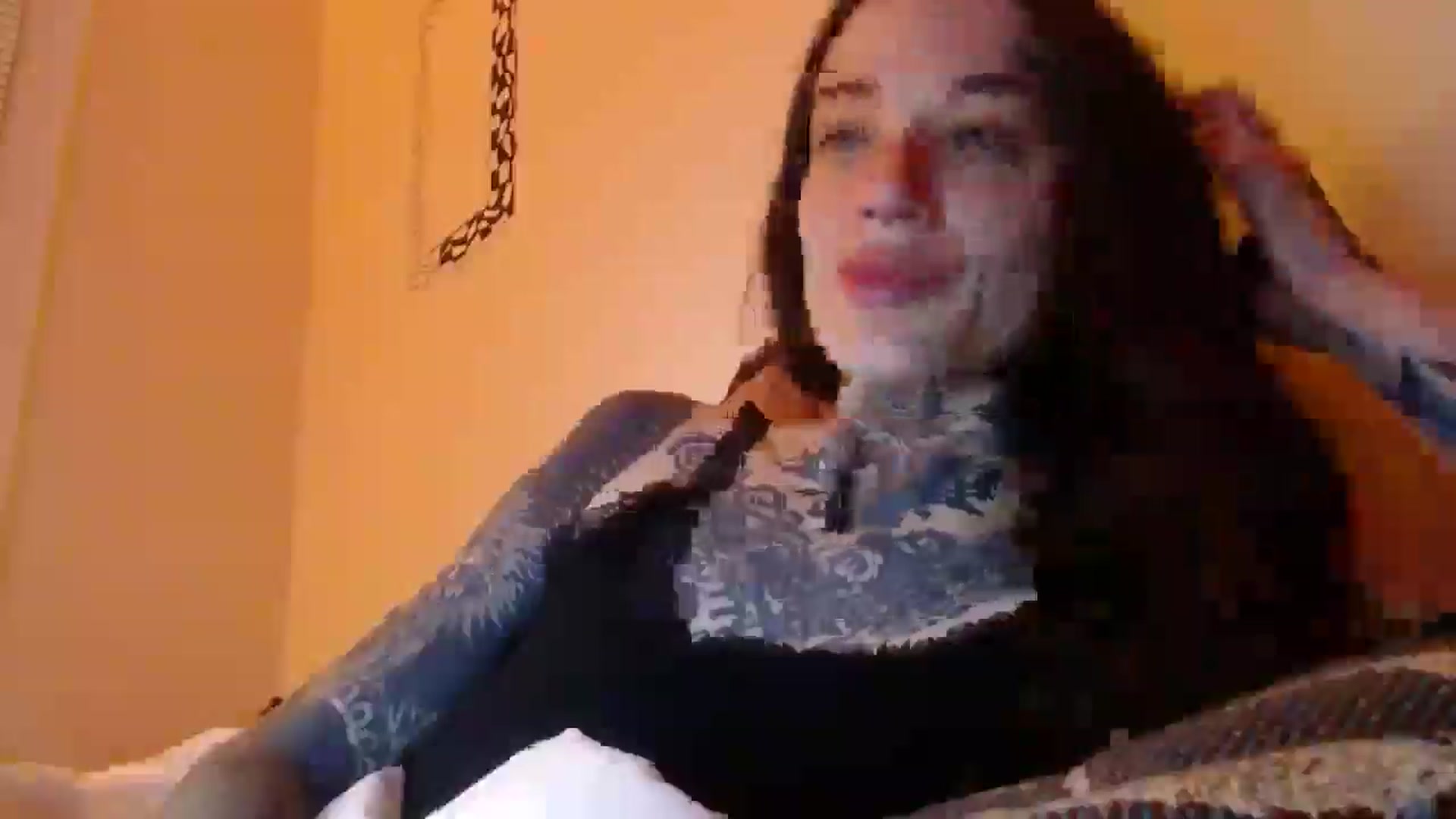 Gallery image thumbnail from caulkgobbler's myfreecams stream on, 05/20/2025, 08:12 image 8 of 20