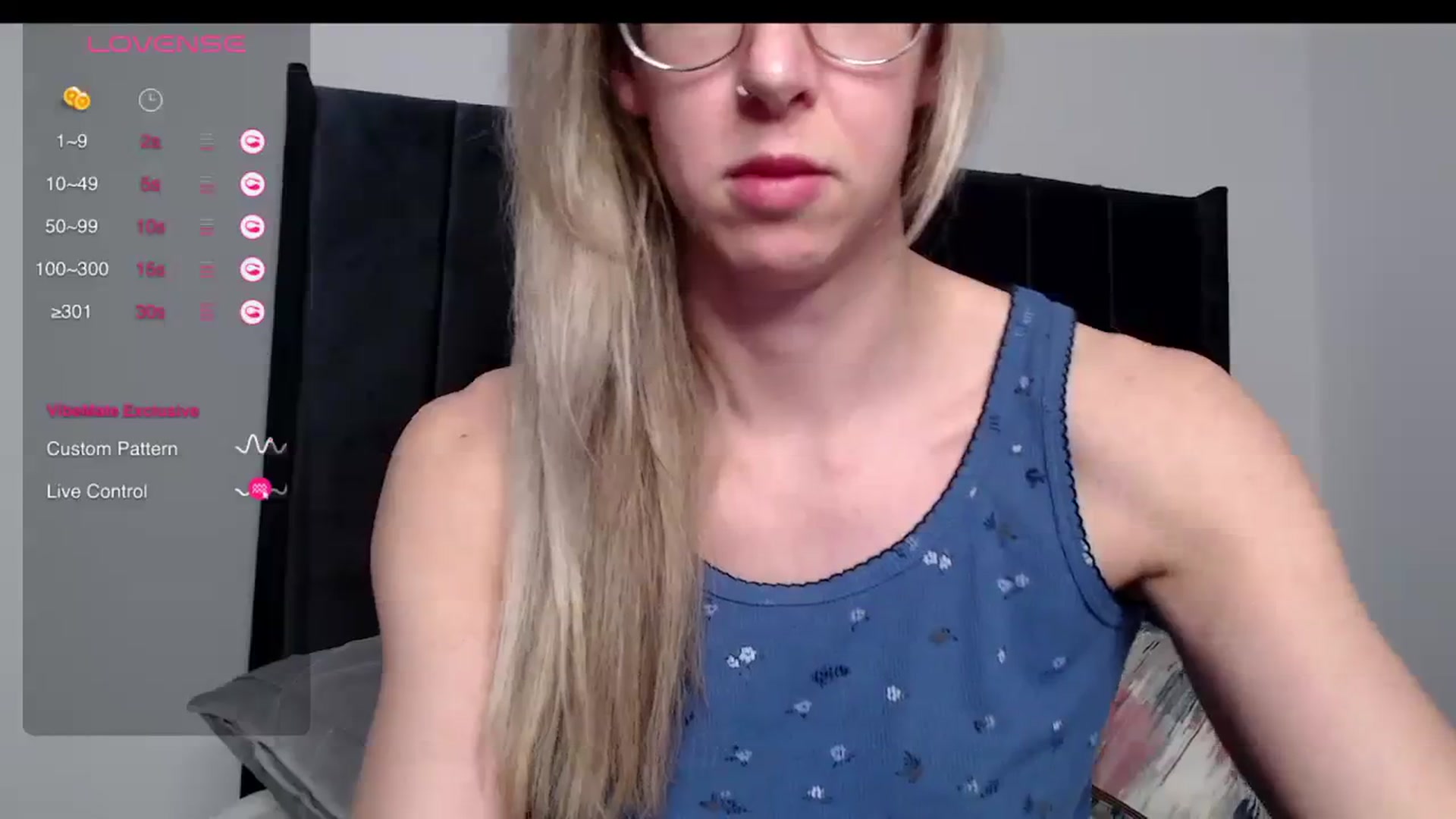 Gallery image thumbnail from charlieuk's myfreecams stream on, 12/29/2023, 18:41 image 19 of 20